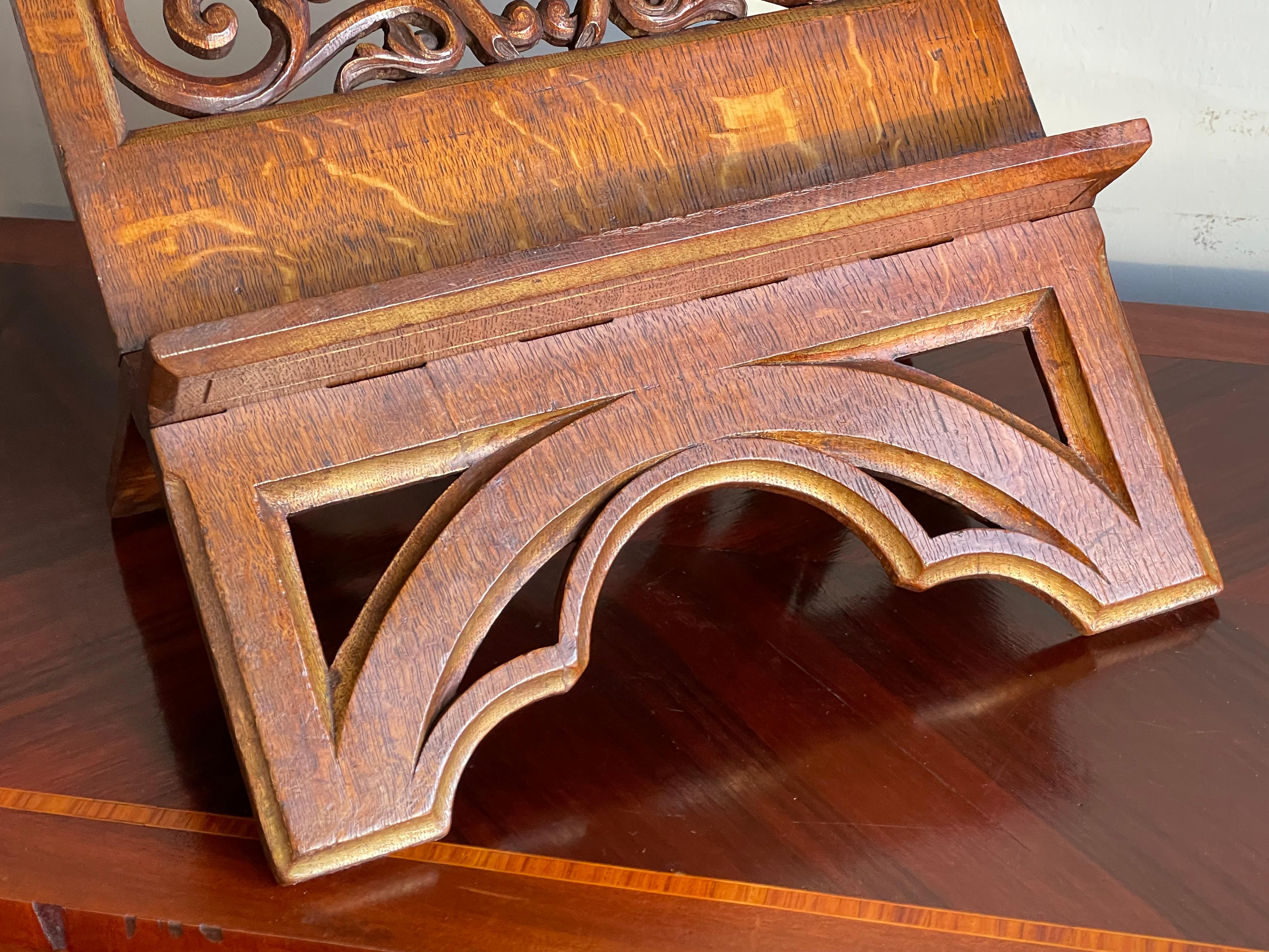 Antique Hand Carved & Gilt Oak Gothic Revival Bible Stand with Quatrefoil Symbol 3