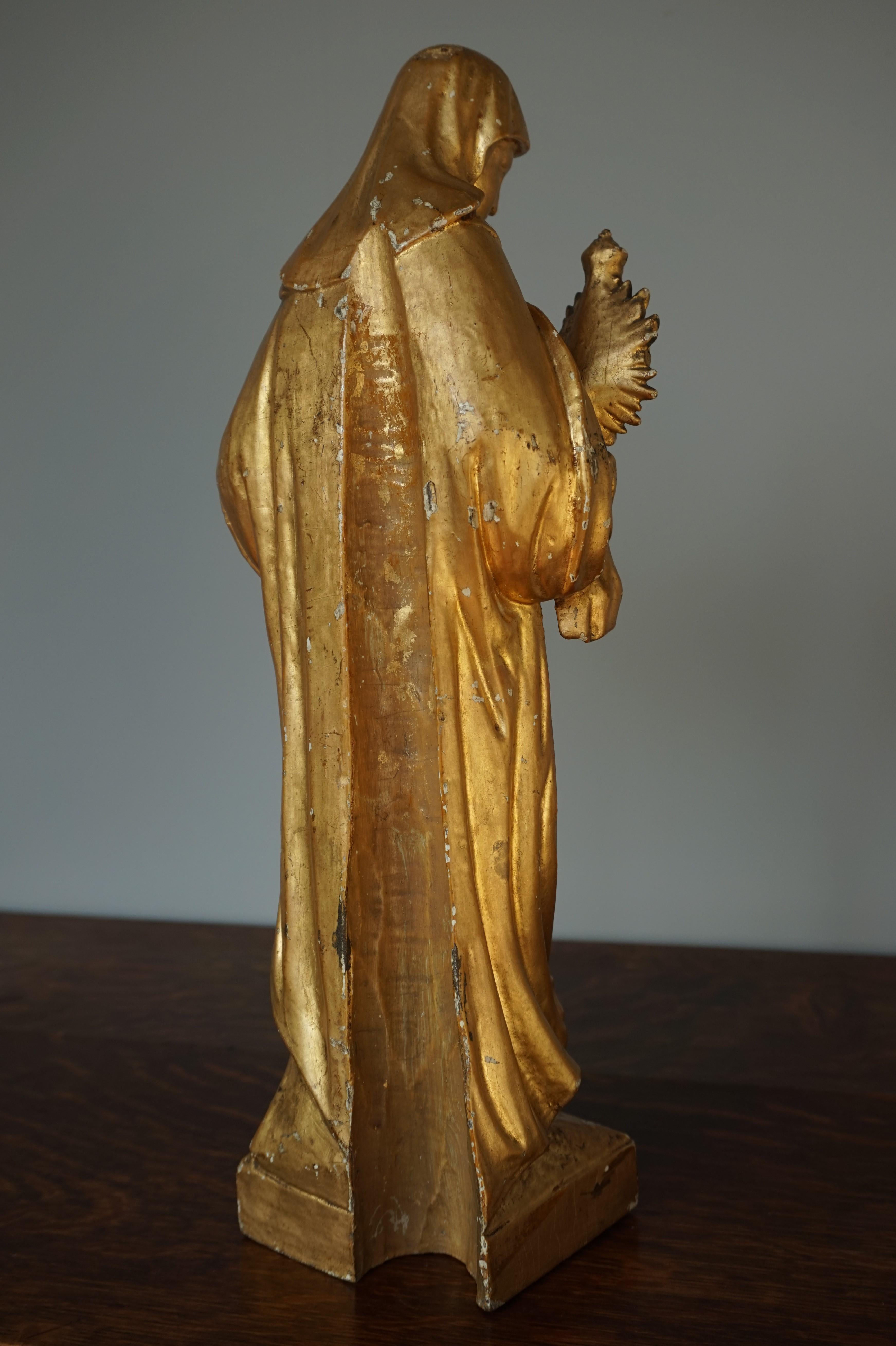 Antique Hand Carved Gilt Wooden Church Statue of Saint Francis & Clare of Assisi In Good Condition For Sale In Lisse, NL