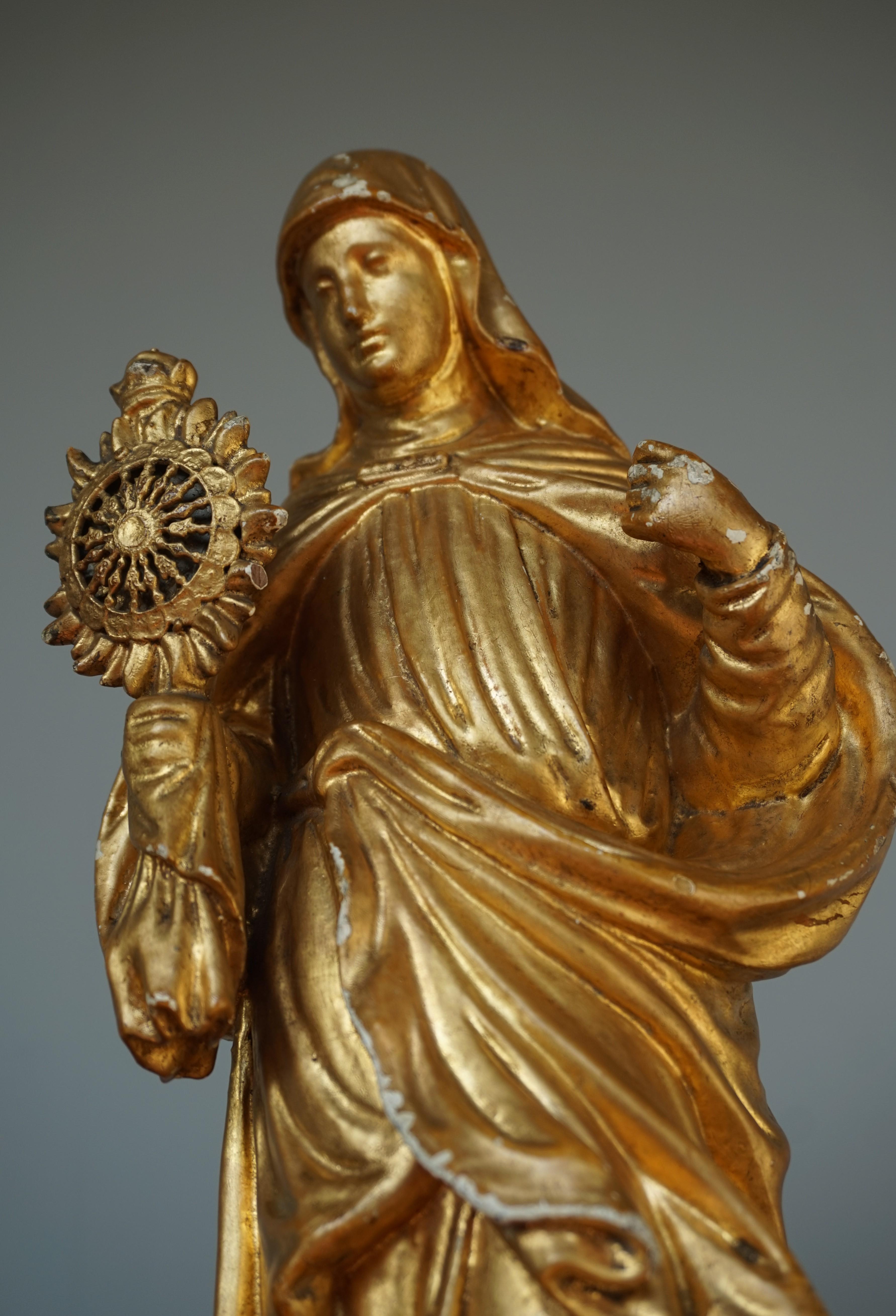 Statue d'église ancienne en bois doré sculpté à la main de Saint François et Clare d'Assisi Bon état - En vente à Lisse, NL