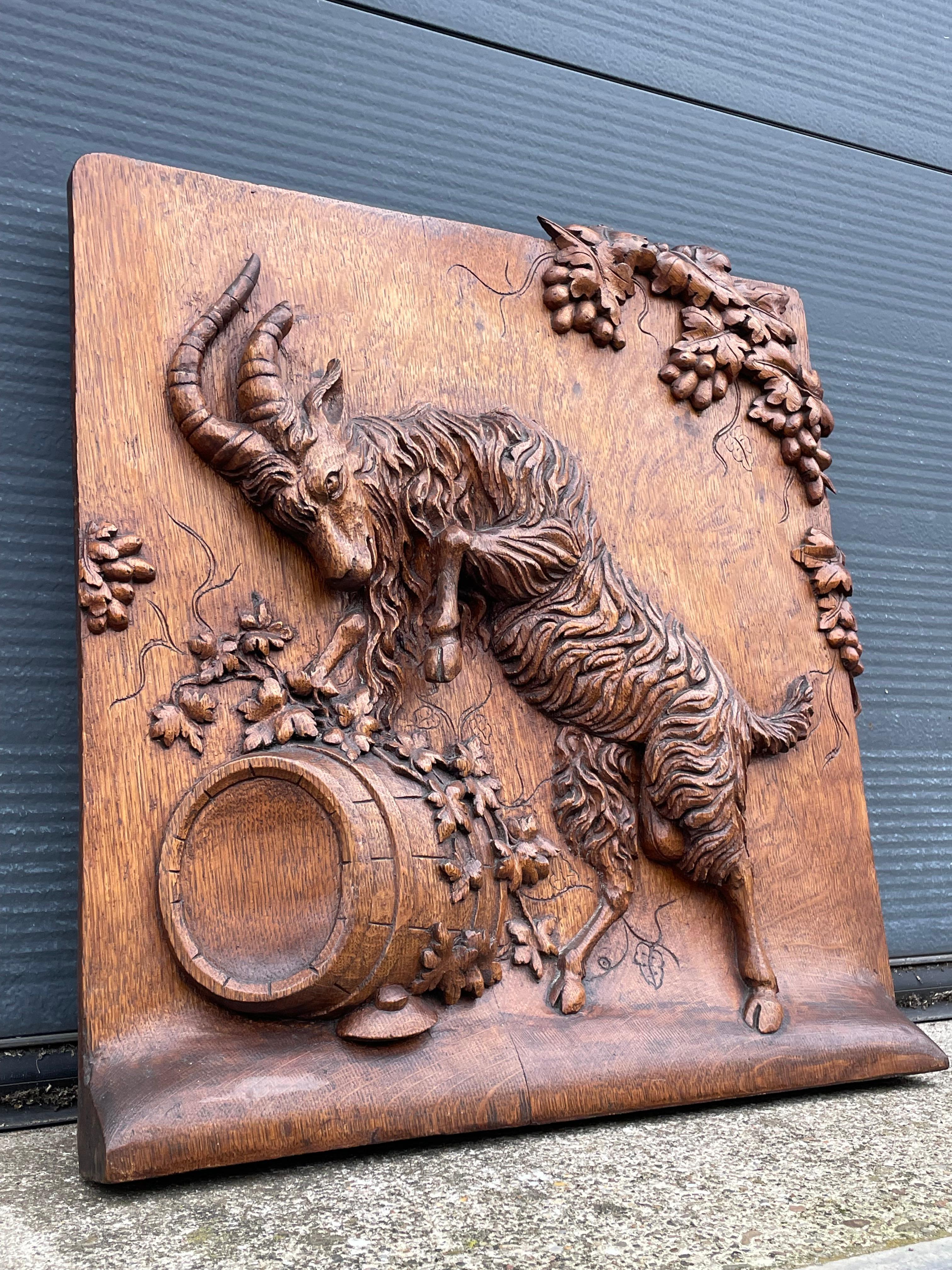 Antica scultura di capra intagliata a mano Simbolo di Bacco/Dioniso, dio del vino 4