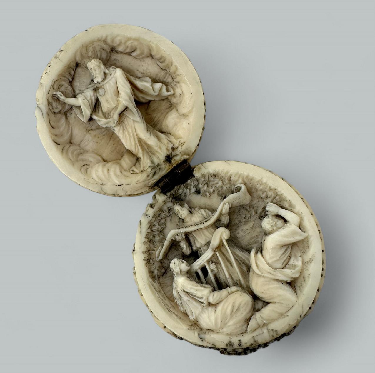 Acrylic Antique Hand Carved Grand Tour Spheres Diptych Form 19th Century For Sale