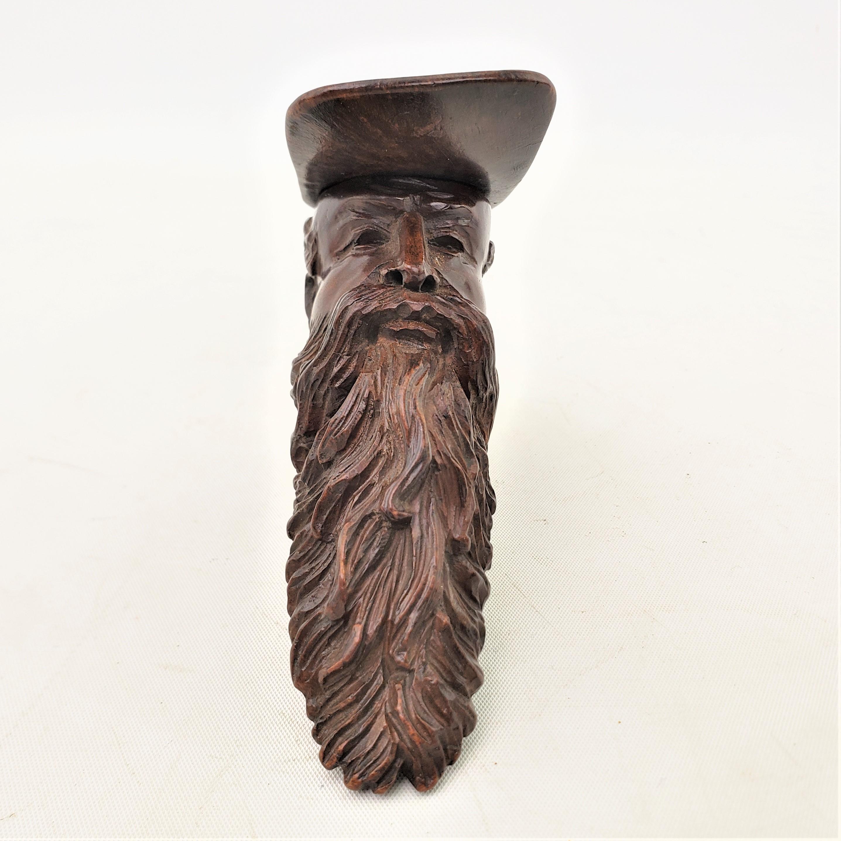 American Craftsman Antique Hand-Carved Hardwood Figural Confederate Soldier Styled Smoking Pipe For Sale