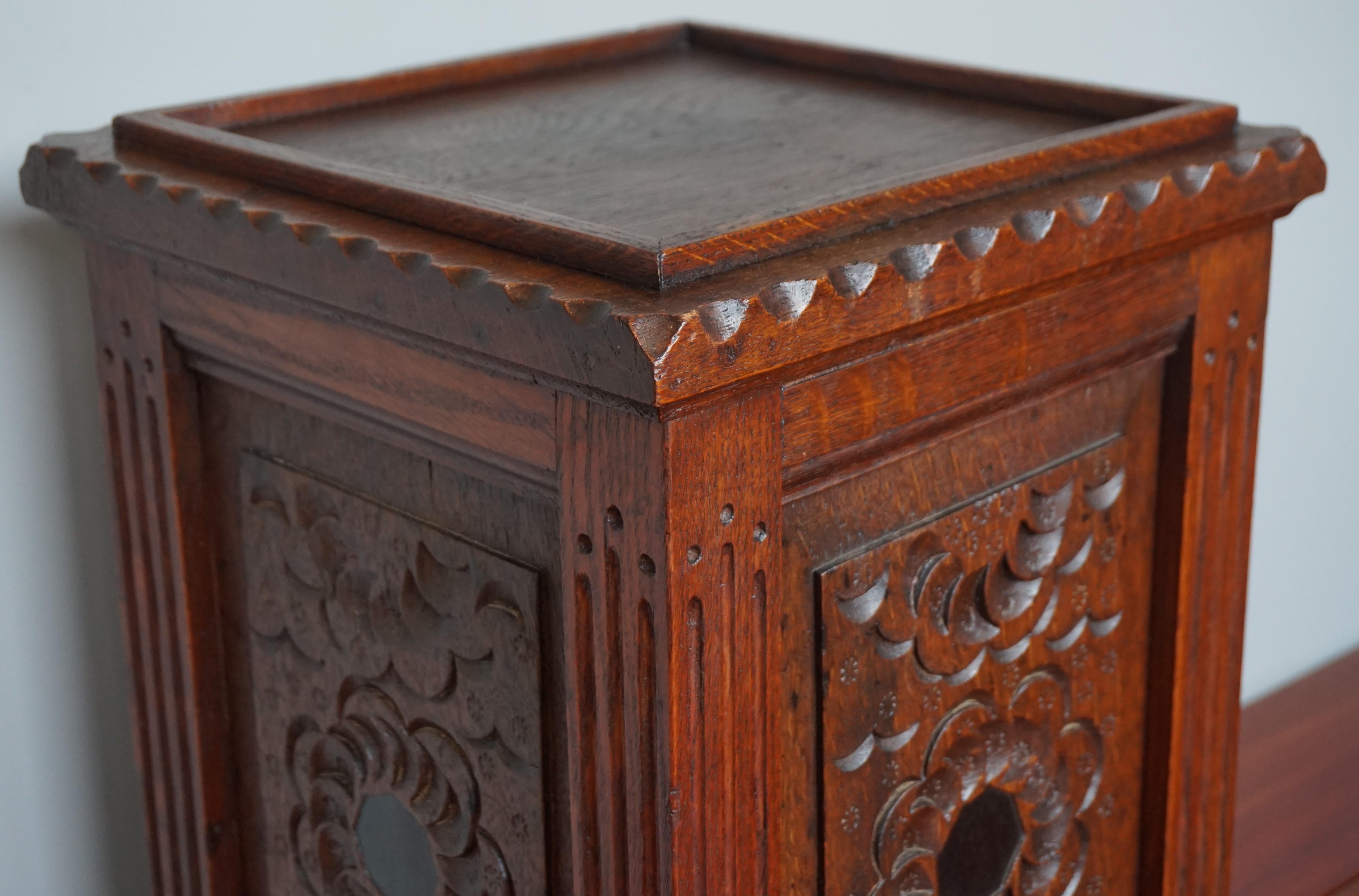 Dutch Antique Hand Carved & Inlaid Renaissance Revival Solid Oak Floor Pedestal Stand For Sale