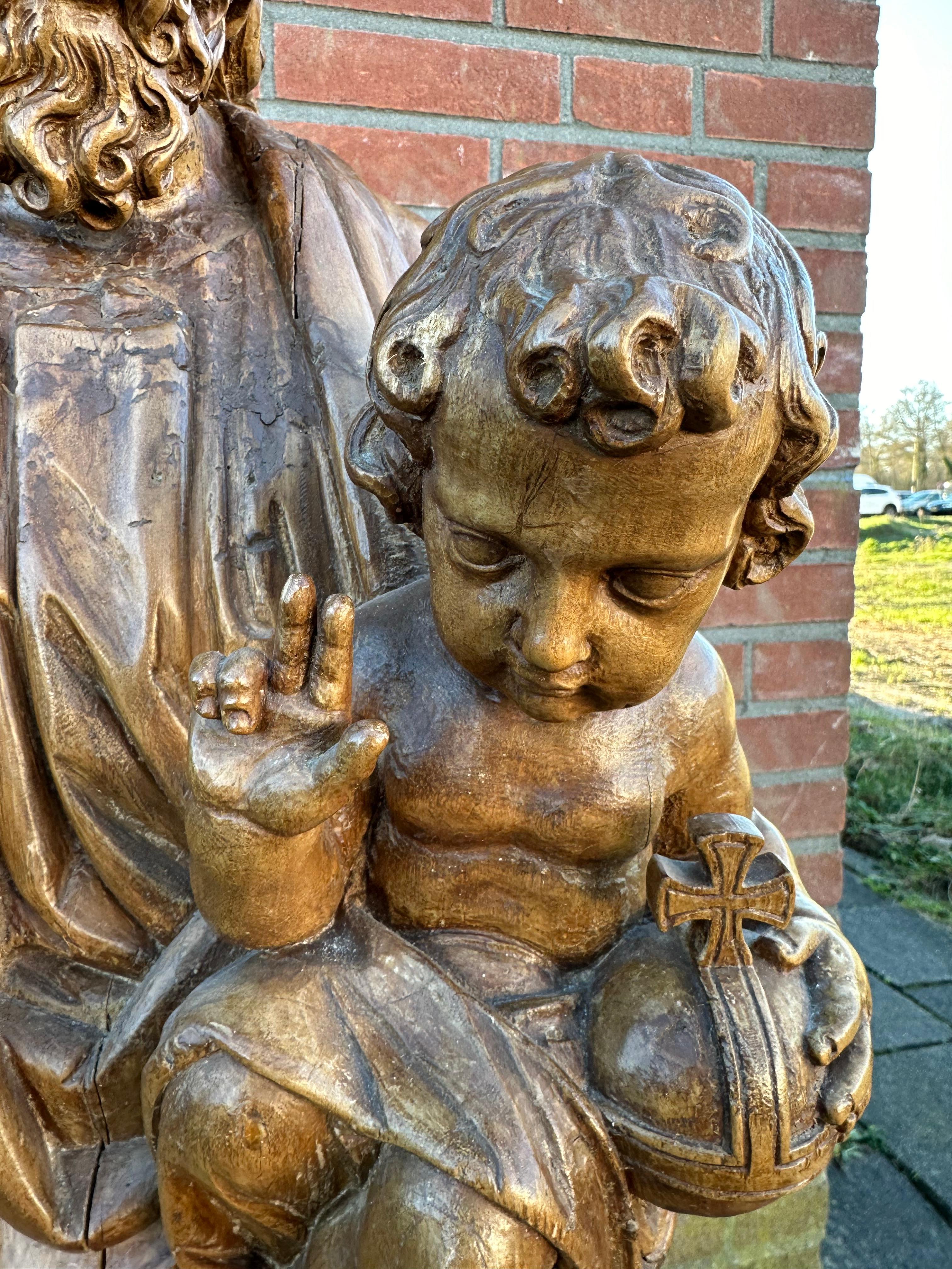 Antike handgeschnitzte großformatige Skulptur des Heiligen Joseph und des Kindes Jesus, Skulptur im Angebot 3