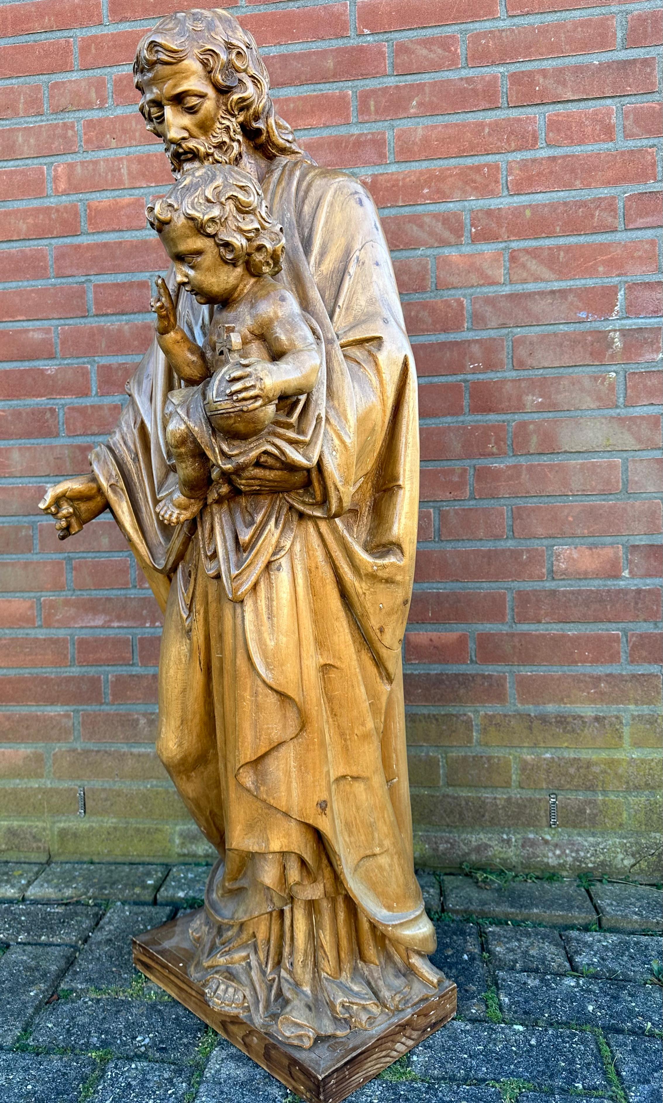 Antique Hand Carved Large Size Statue of Saint Joseph and Child Jesus Sculpture For Sale 6