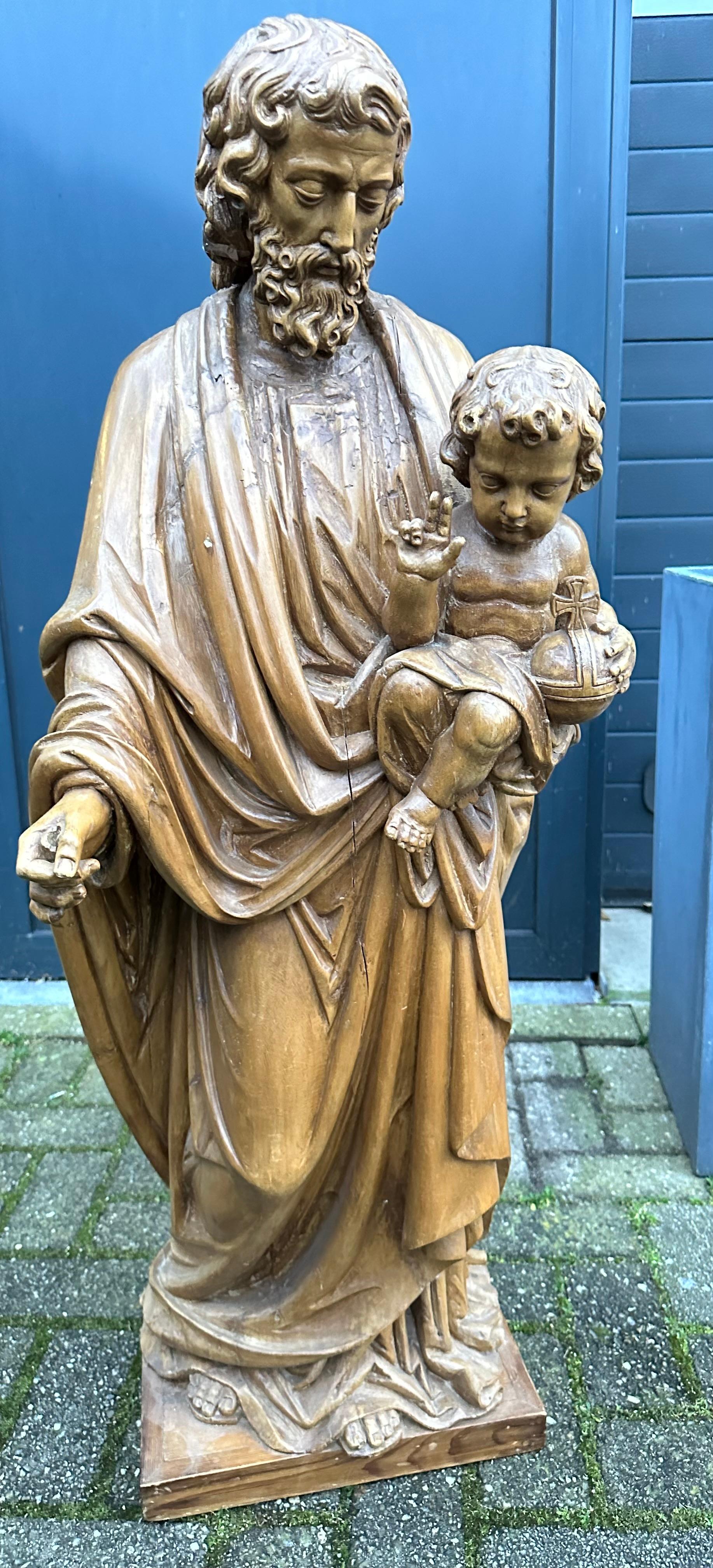 Antike handgeschnitzte großformatige Skulptur des Heiligen Joseph und des Kindes Jesus, Skulptur (Handgefertigt) im Angebot