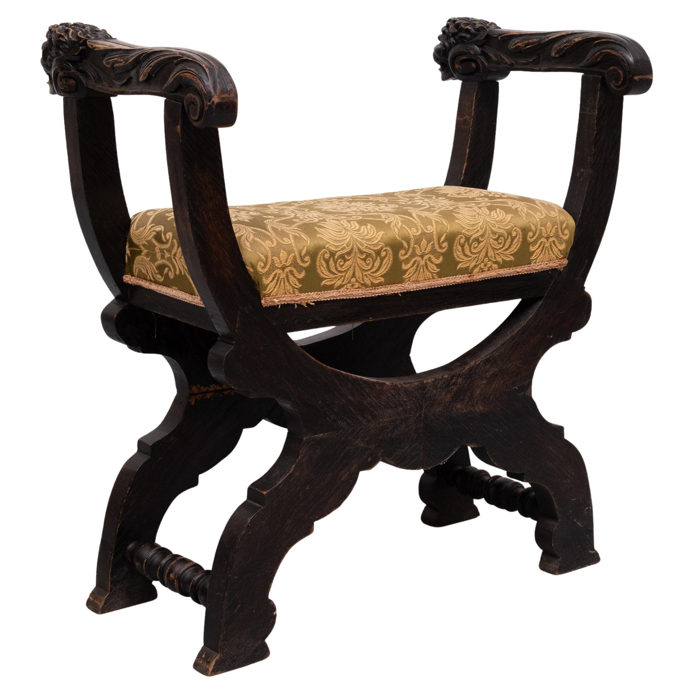 Victorien Tabouret Lions ancien sculpté à la main  Hollandais en vente