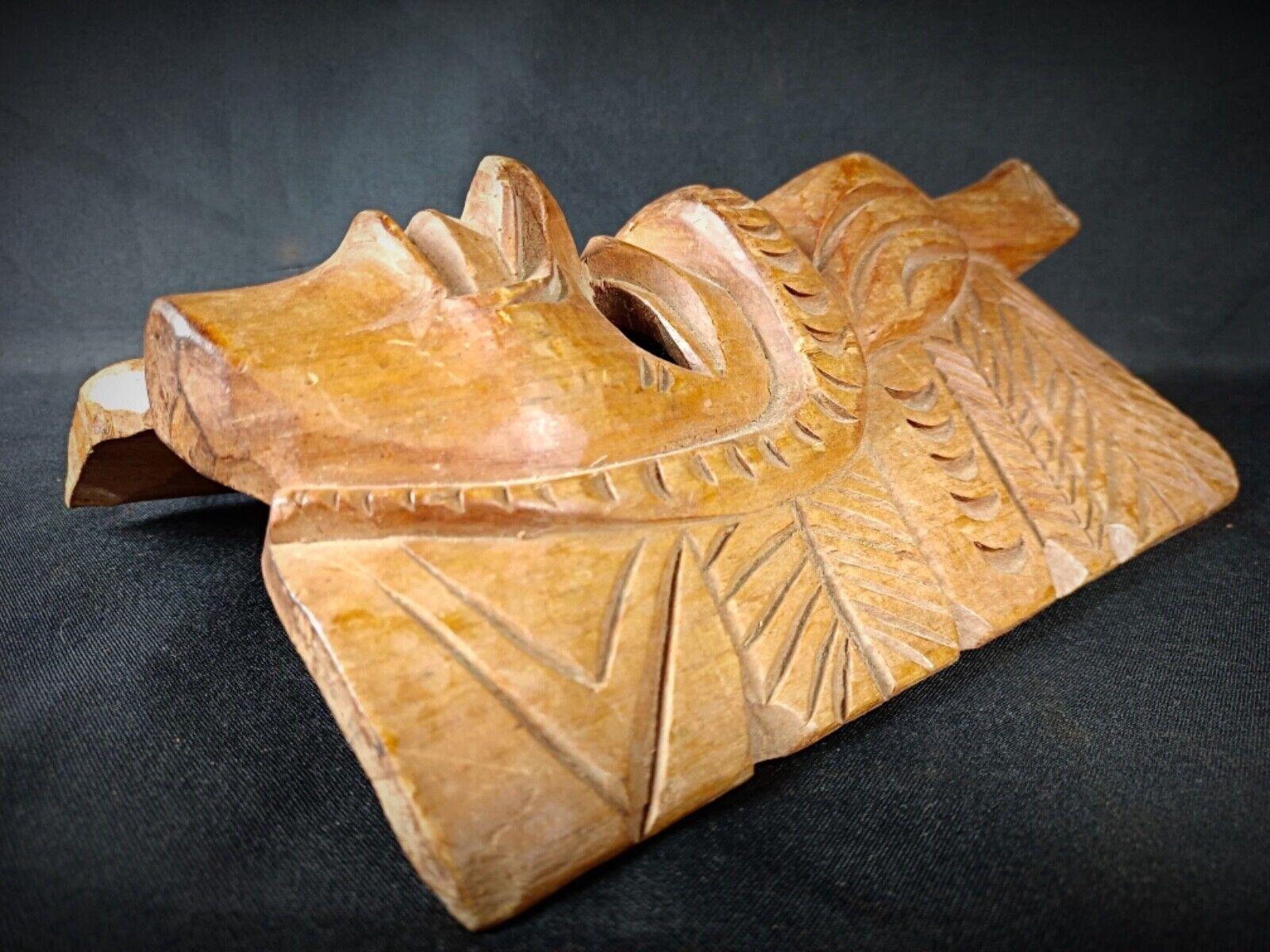 Antique Hand-Carved Maya Wooden Mask - Indigenous American Art, 2Y119 In Good Condition For Sale In Bordeaux, FR
