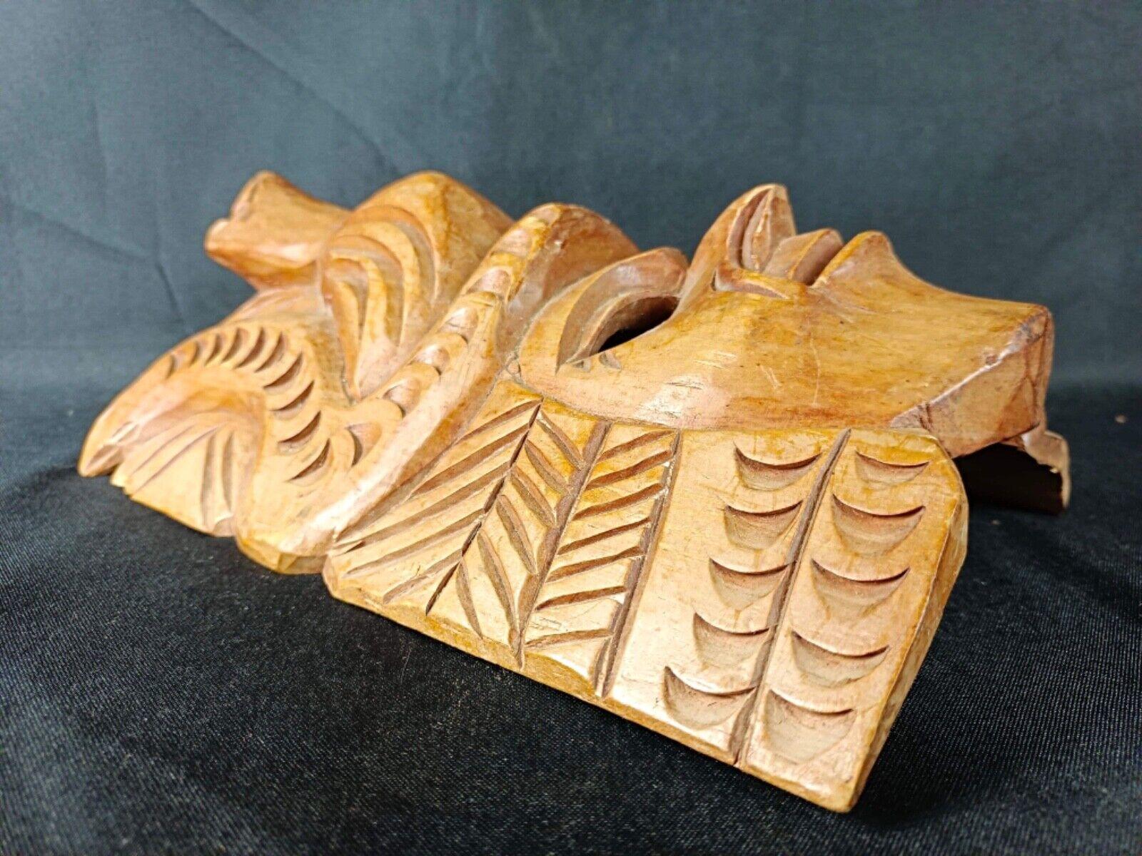 Antique Hand-Carved Maya Wooden Mask - Indigenous American Art, 2Y119 For Sale 2