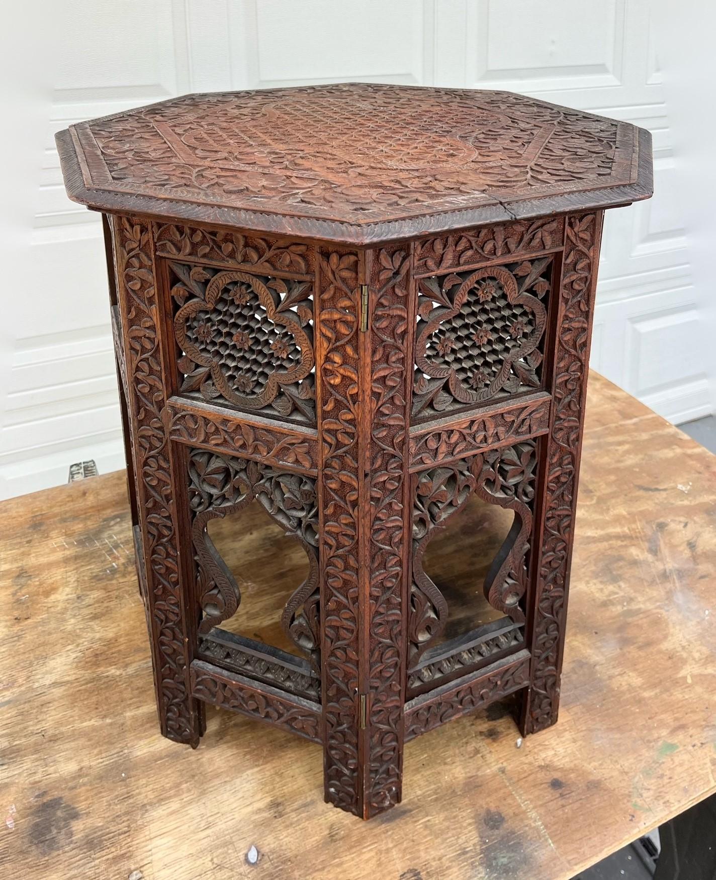 Antique Hand Carved Moorish Style Octagon Side Table Tabouret. For Sale 5