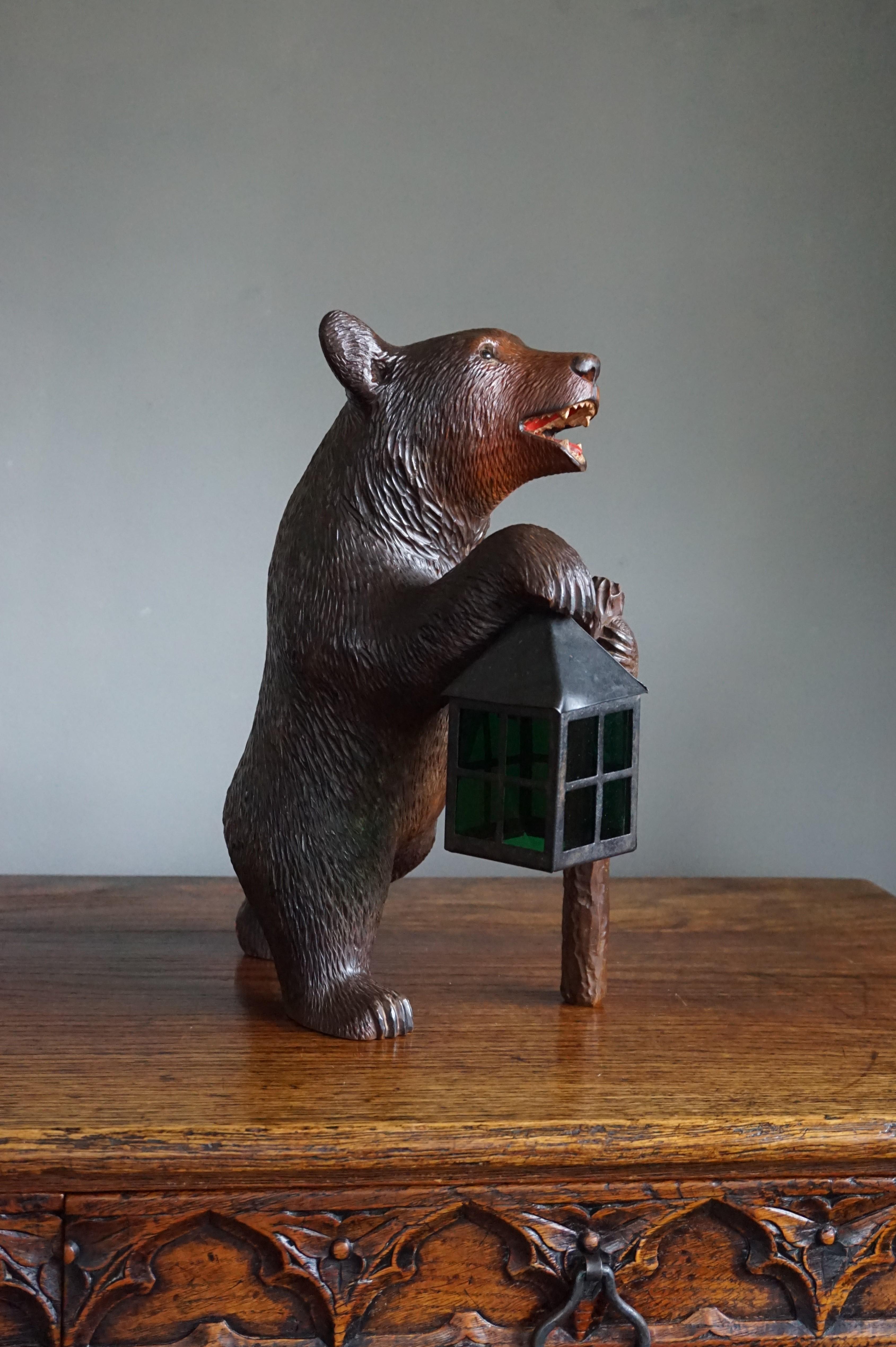 Rare walking bear with lantern light and cane sculpture.


If you are a collector of rare, very good quality and highly decorative Black Forest bear sculptures then this fine specimen with the maker's marks carved into the walking cane could be