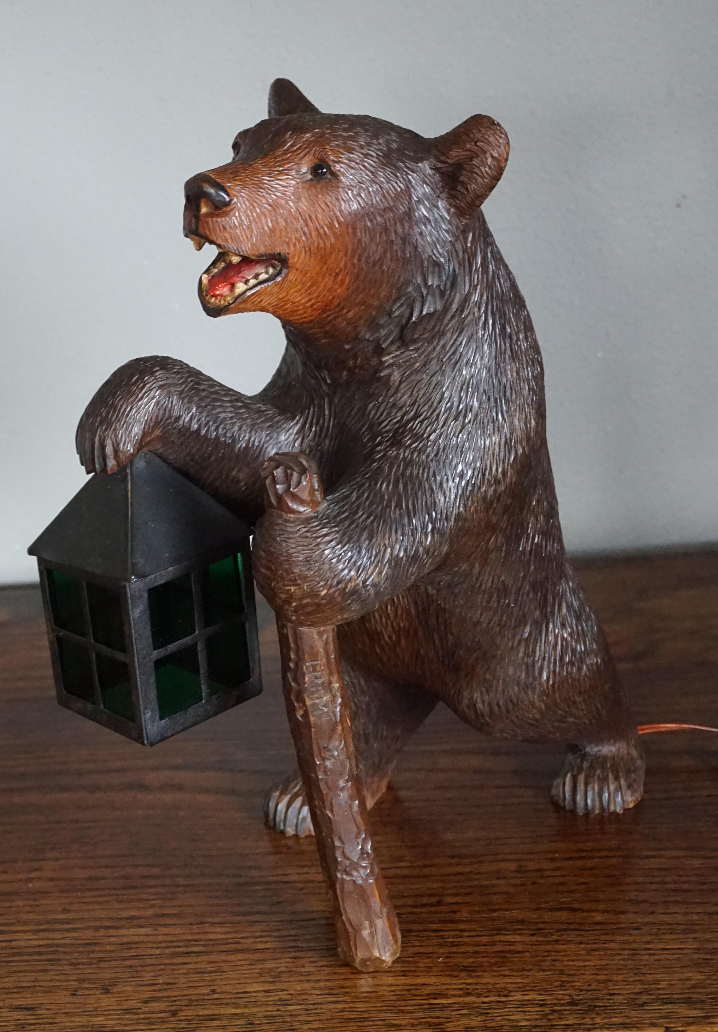 Antique Hand Carved Nutwood Swiss Black Forest Bear Table Lamp w. Maker's Marks In Excellent Condition In Lisse, NL