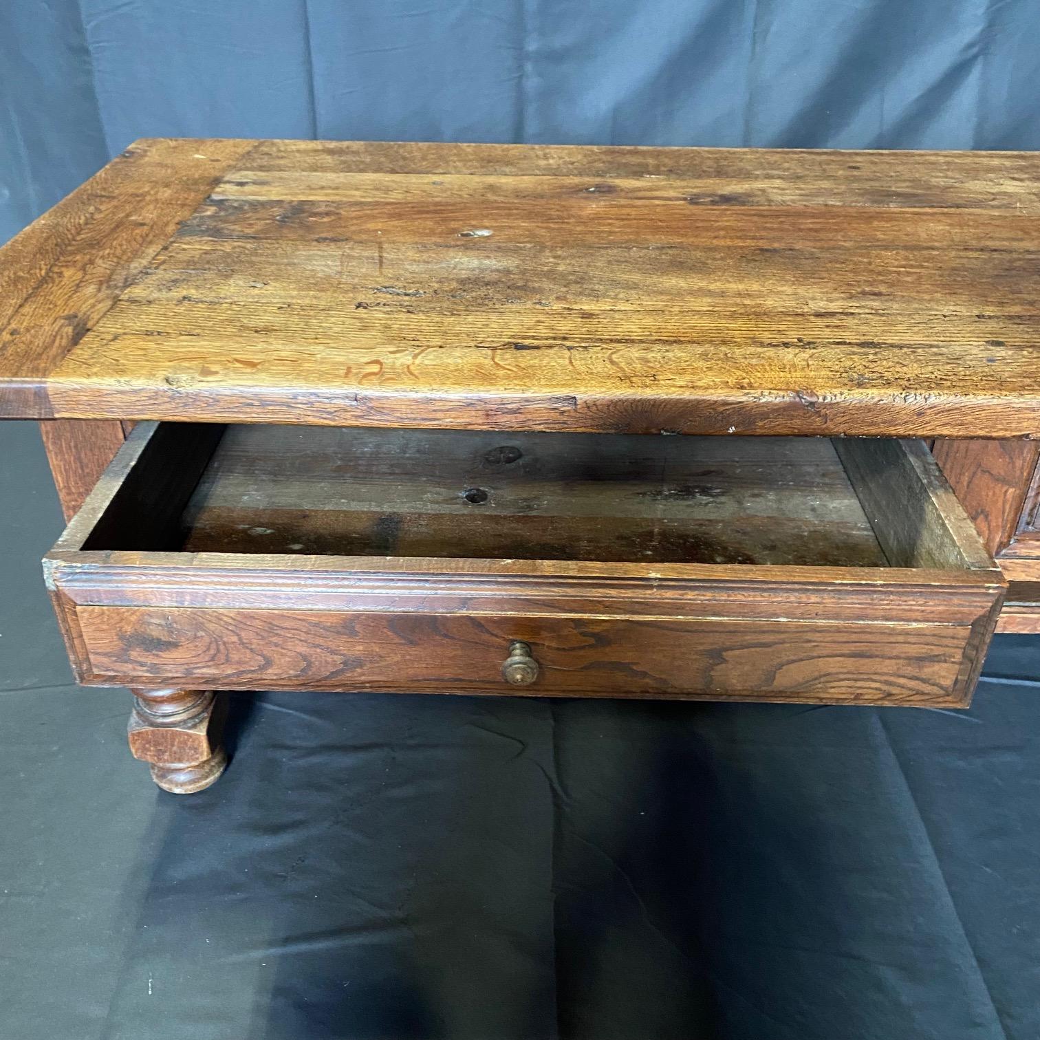 Antique Hand Carved Oak Coffee Table from Provence  For Sale 4