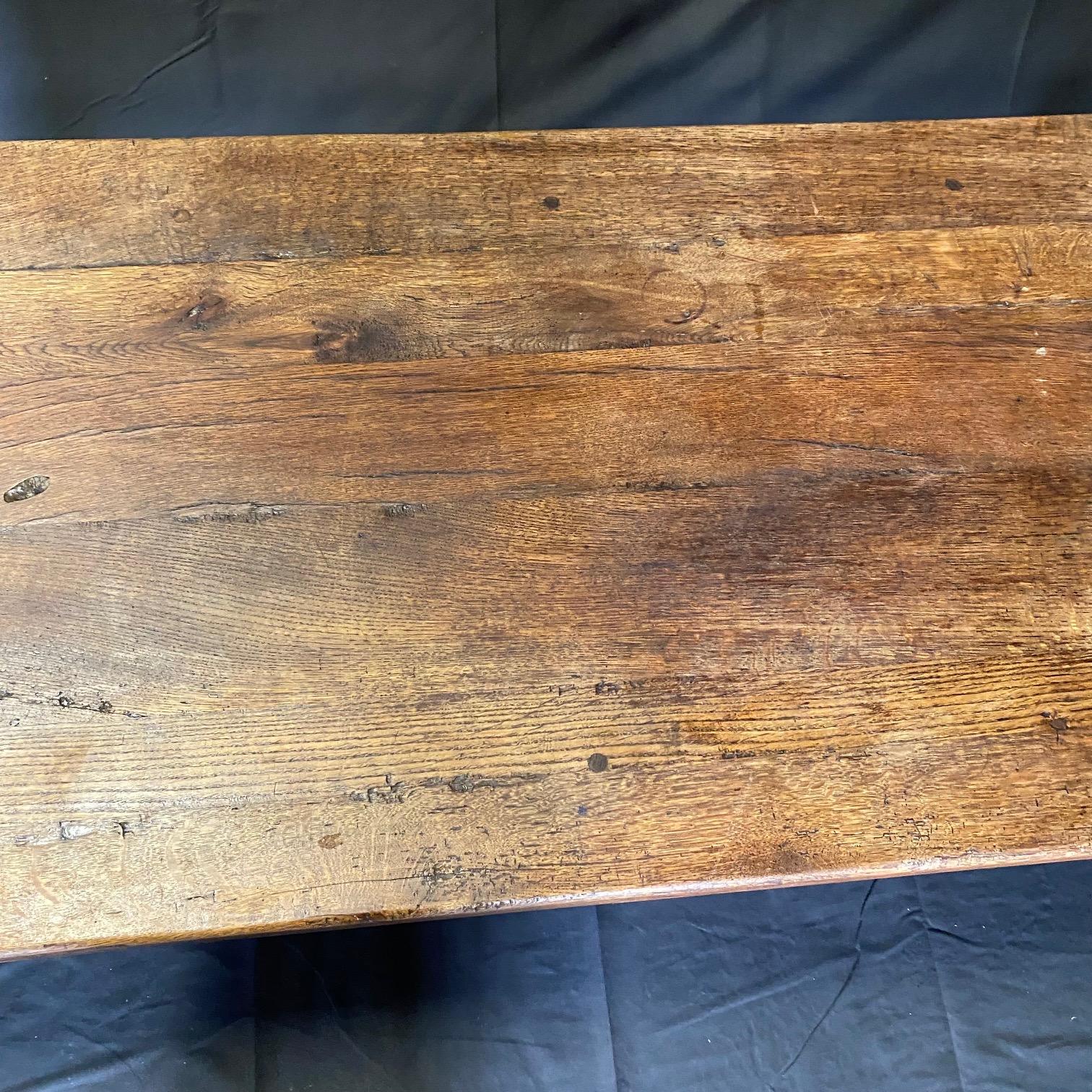 Antique Hand Carved Oak Coffee Table from Provence  For Sale 5