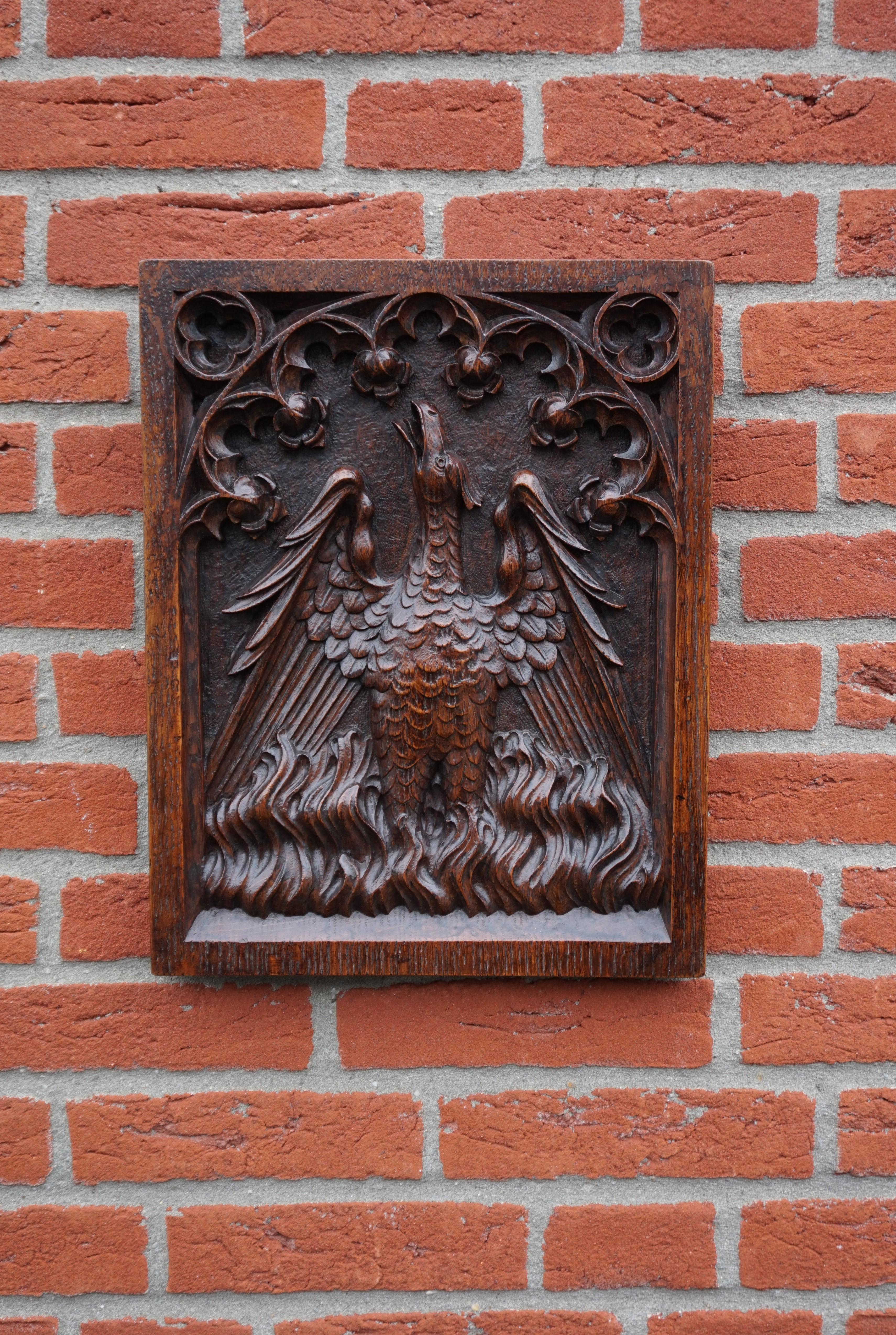 Antique Hand Carved Oak Gothic Art Panel of an Eagle as Symbol of Saint John In Excellent Condition In Lisse, NL