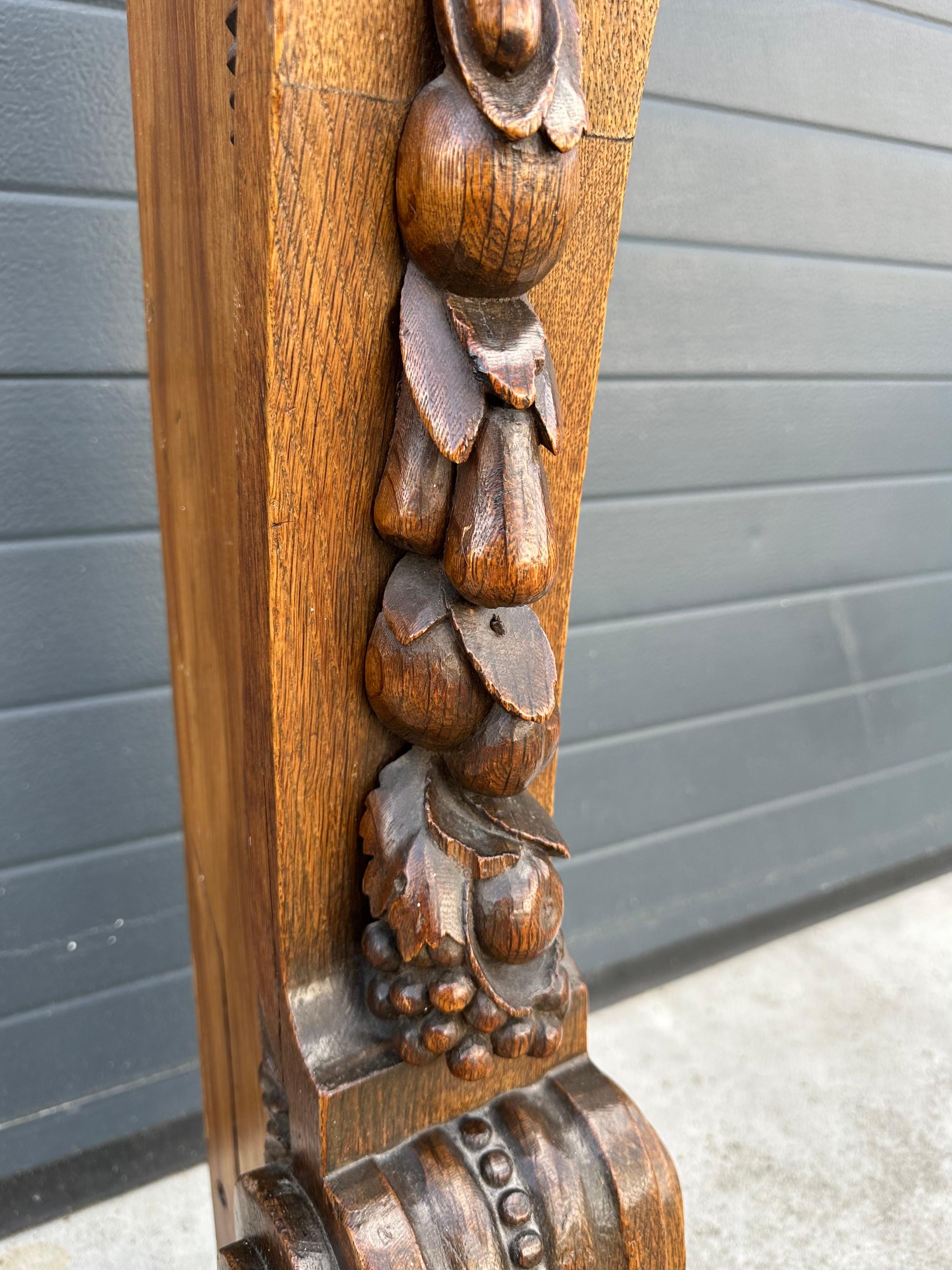 Antique Gothic Revival Carved Oak Stair Rail Newel Post w Angel Sculpture 19thC. For Sale 9
