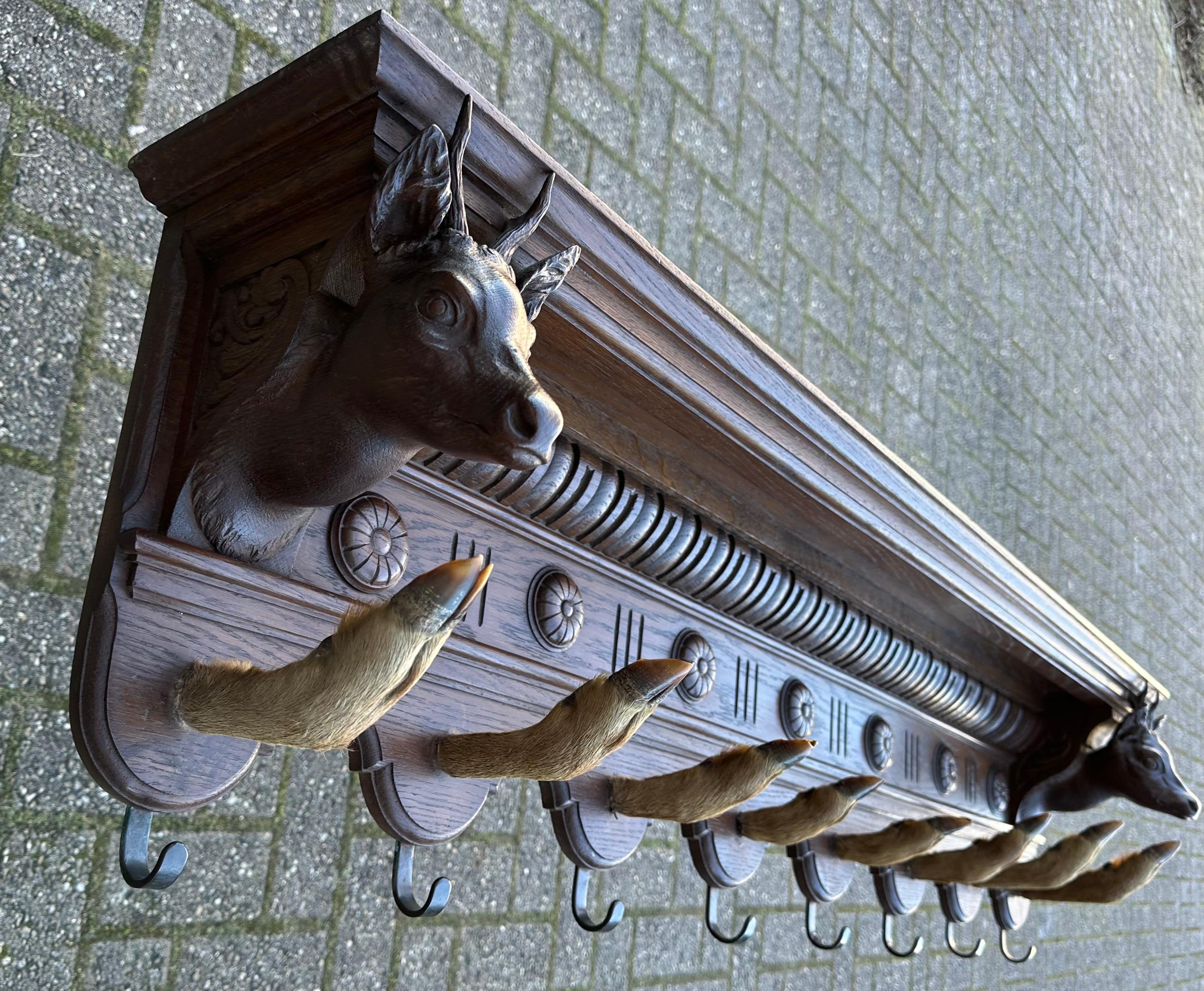Antique Hand Carved Oak Wood Wall Coat Rack with Deer Head Sculptures circa 1890 For Sale 10