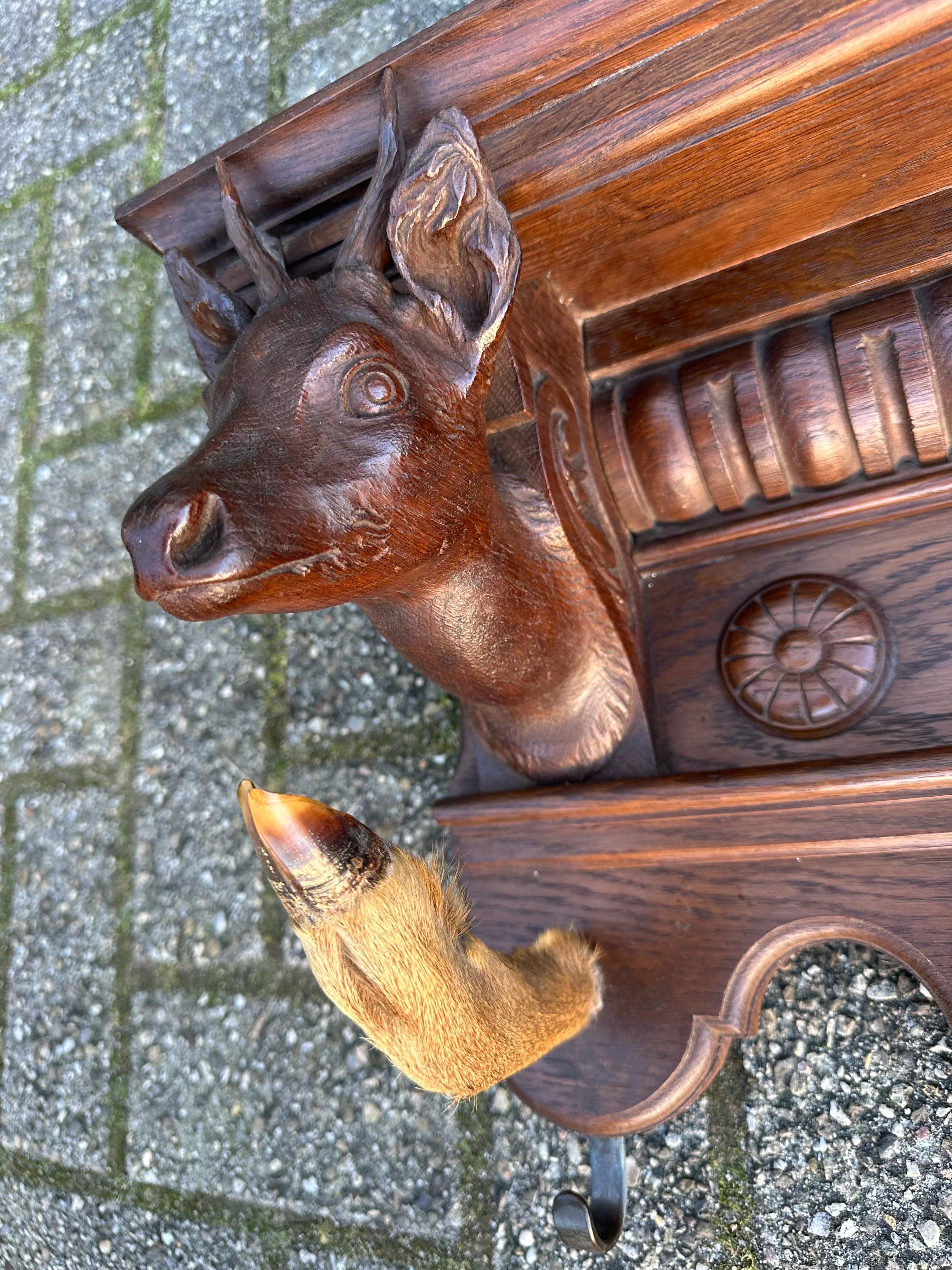 Antique Hand Carved Oak Wood Wall Coat Rack with Deer Head Sculptures circa 1890 For Sale 1