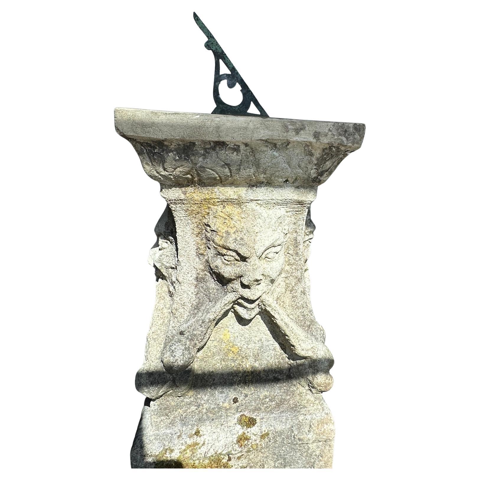 Britannique Grille de soleil antique en pierre de Portland et laiton, sculptée à la main en vente