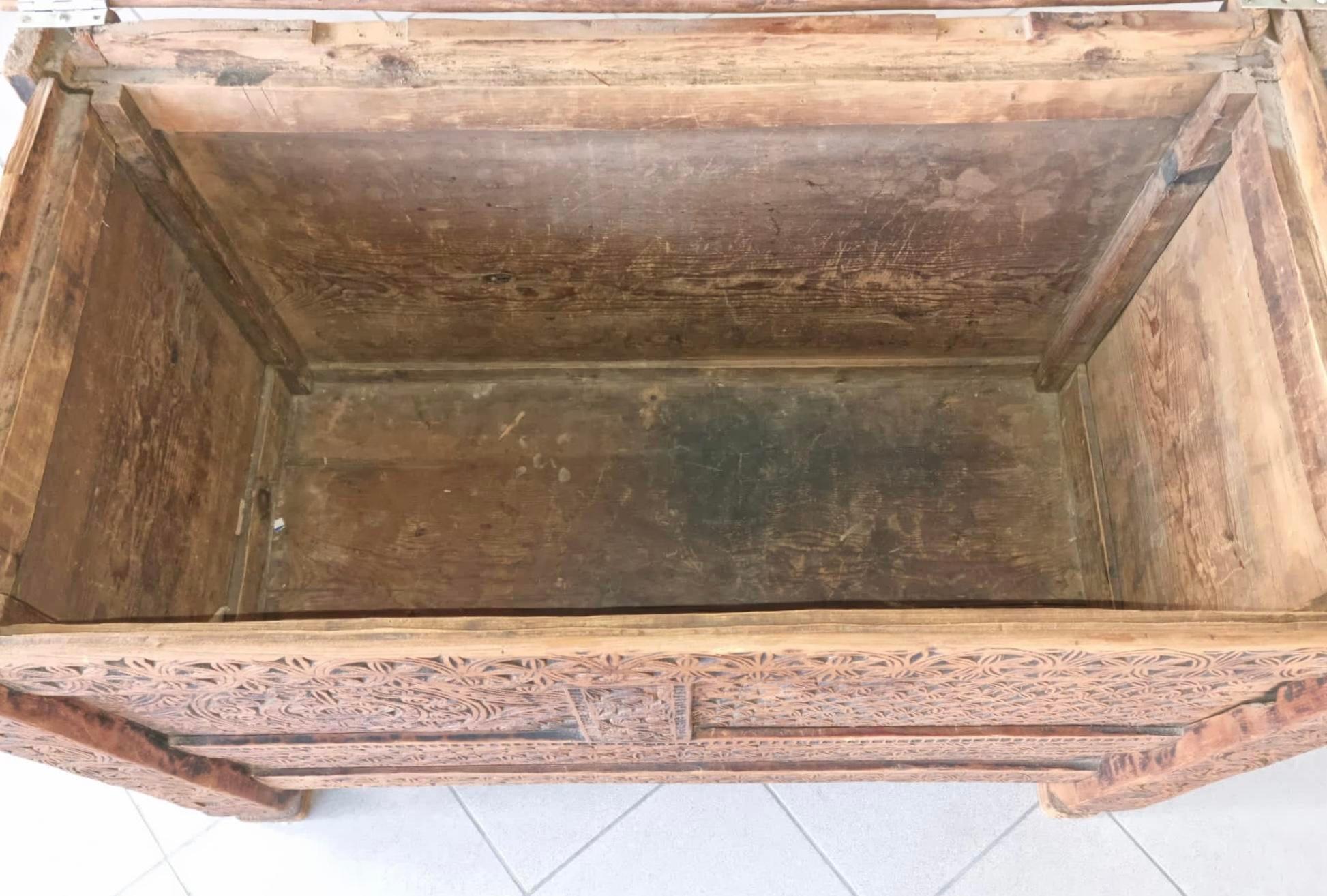 Wood Antique Hand Carved Rajastan Storage Trunk Side Cabinet