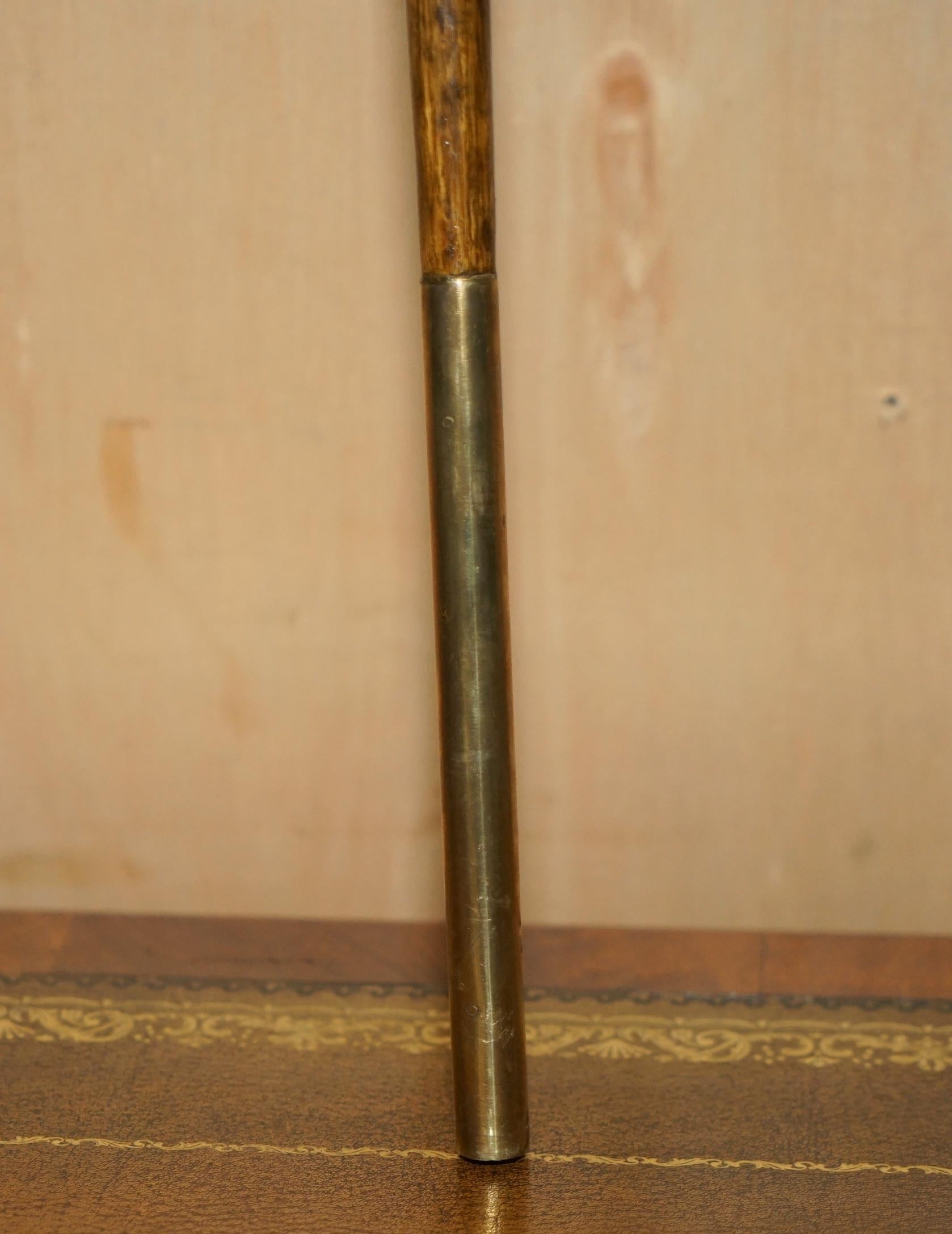 ANTiQUE HAND CARVED SAILORS WALKING STICK OF H.M.S VICTORY ENDEAVOUR CUTTY SARK For Sale 6