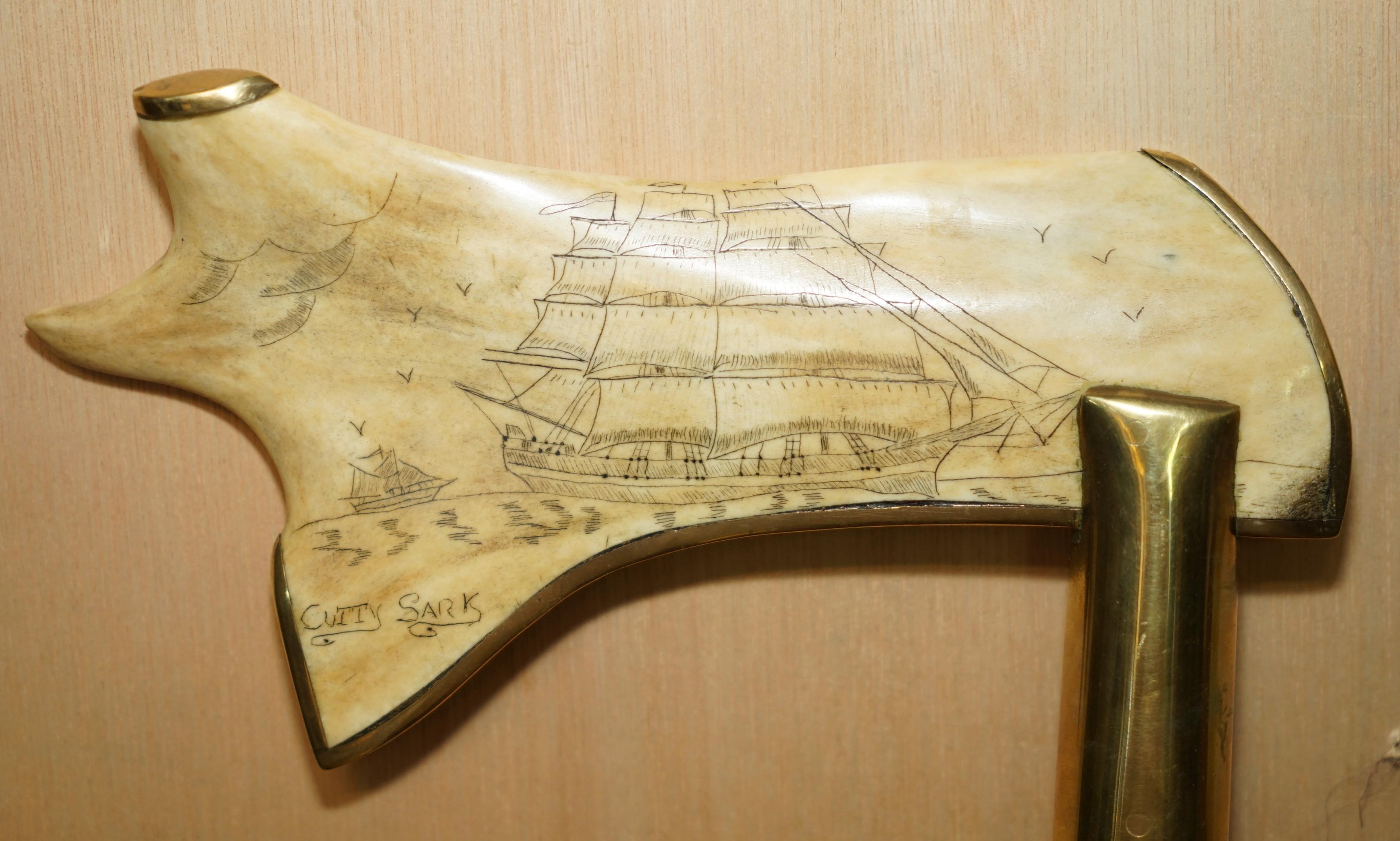 Hand-Crafted ANTiQUE HAND CARVED SAILORS WALKING STICK OF H.M.S VICTORY ENDEAVOUR CUTTY SARK For Sale
