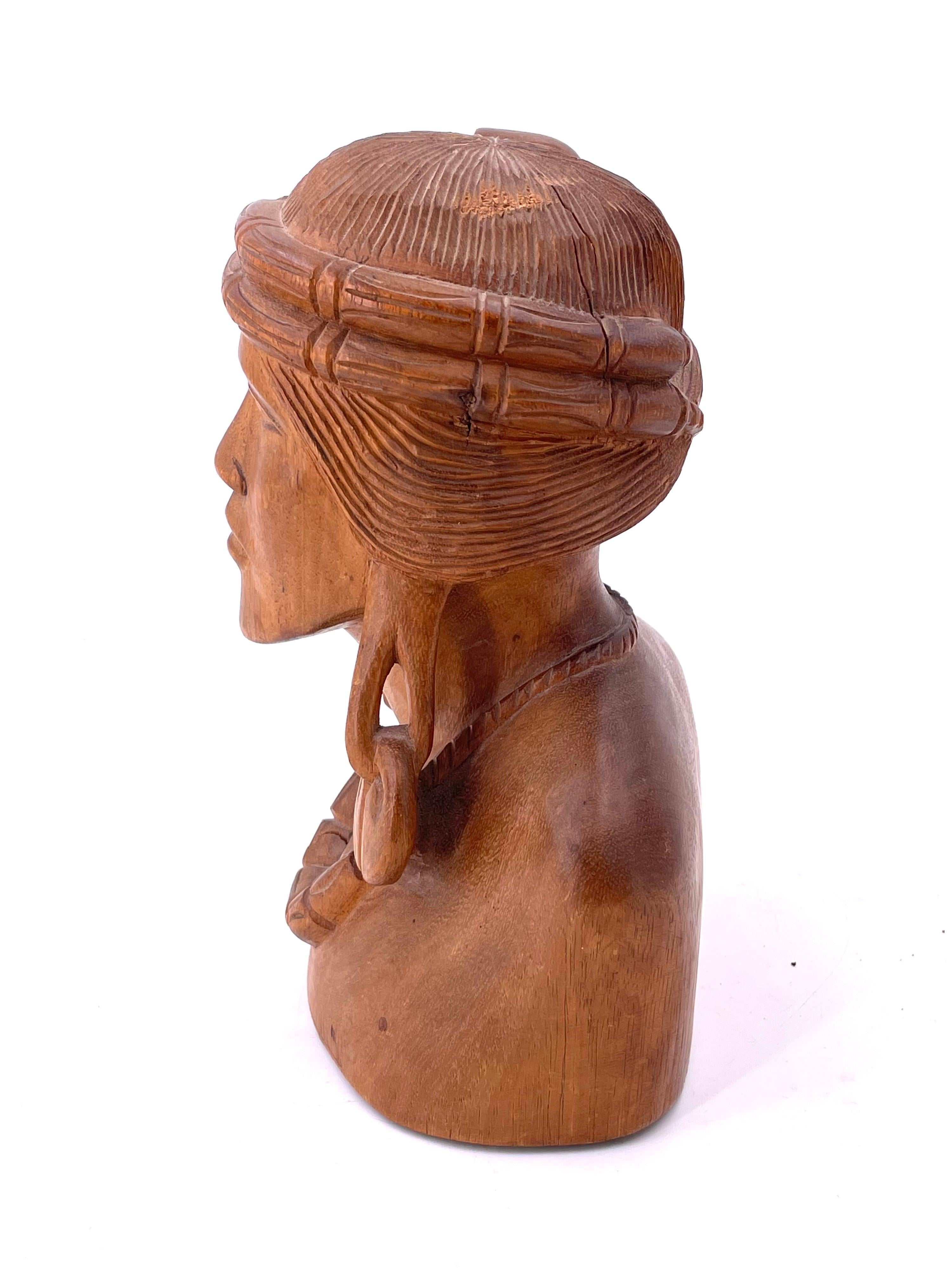 American Craftsman Antique Hand Carved Solid Wood American Indian Sculpture Bust For Sale