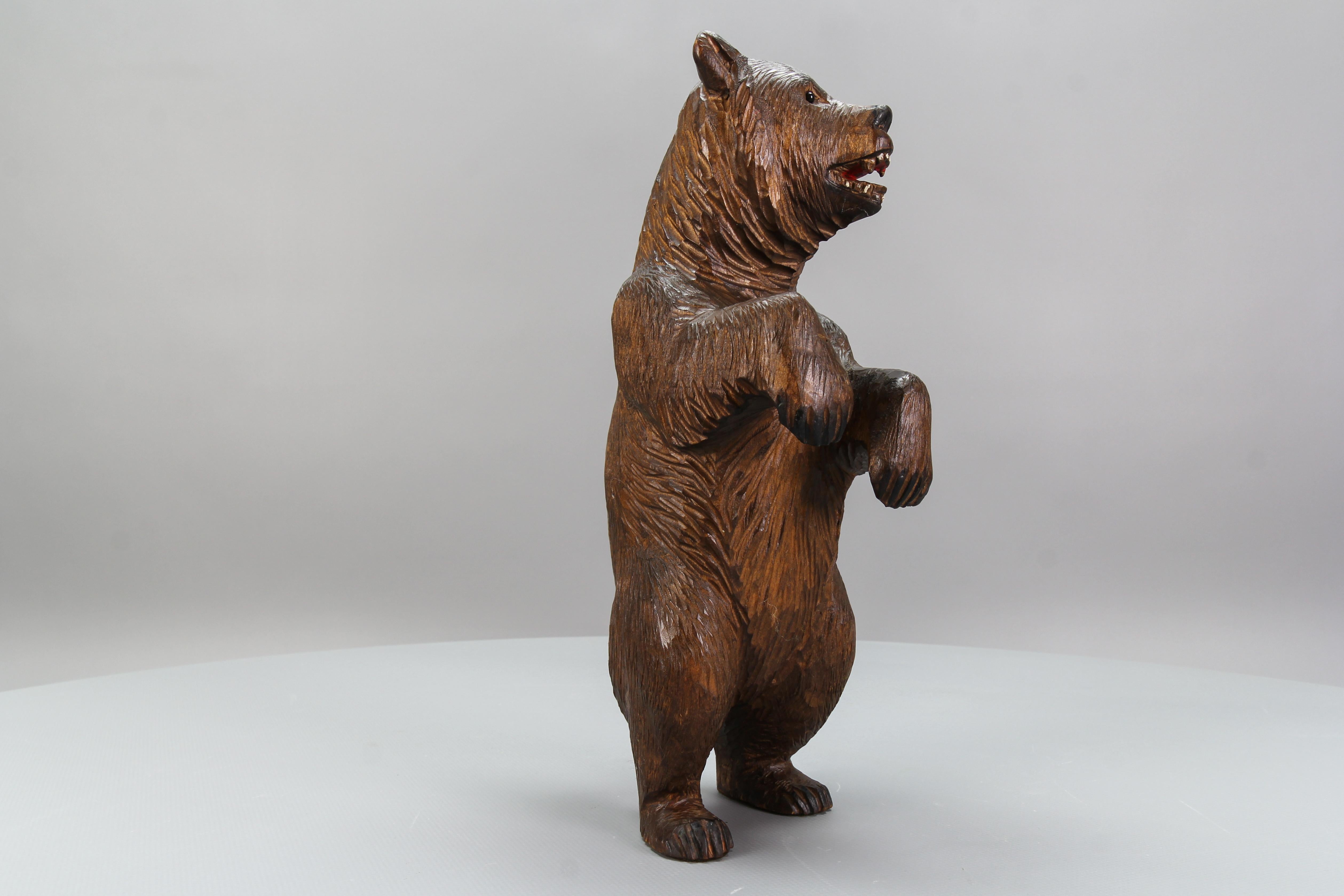 Antique Hand Carved Standing Bear Figure, Germany, circa 1920 5