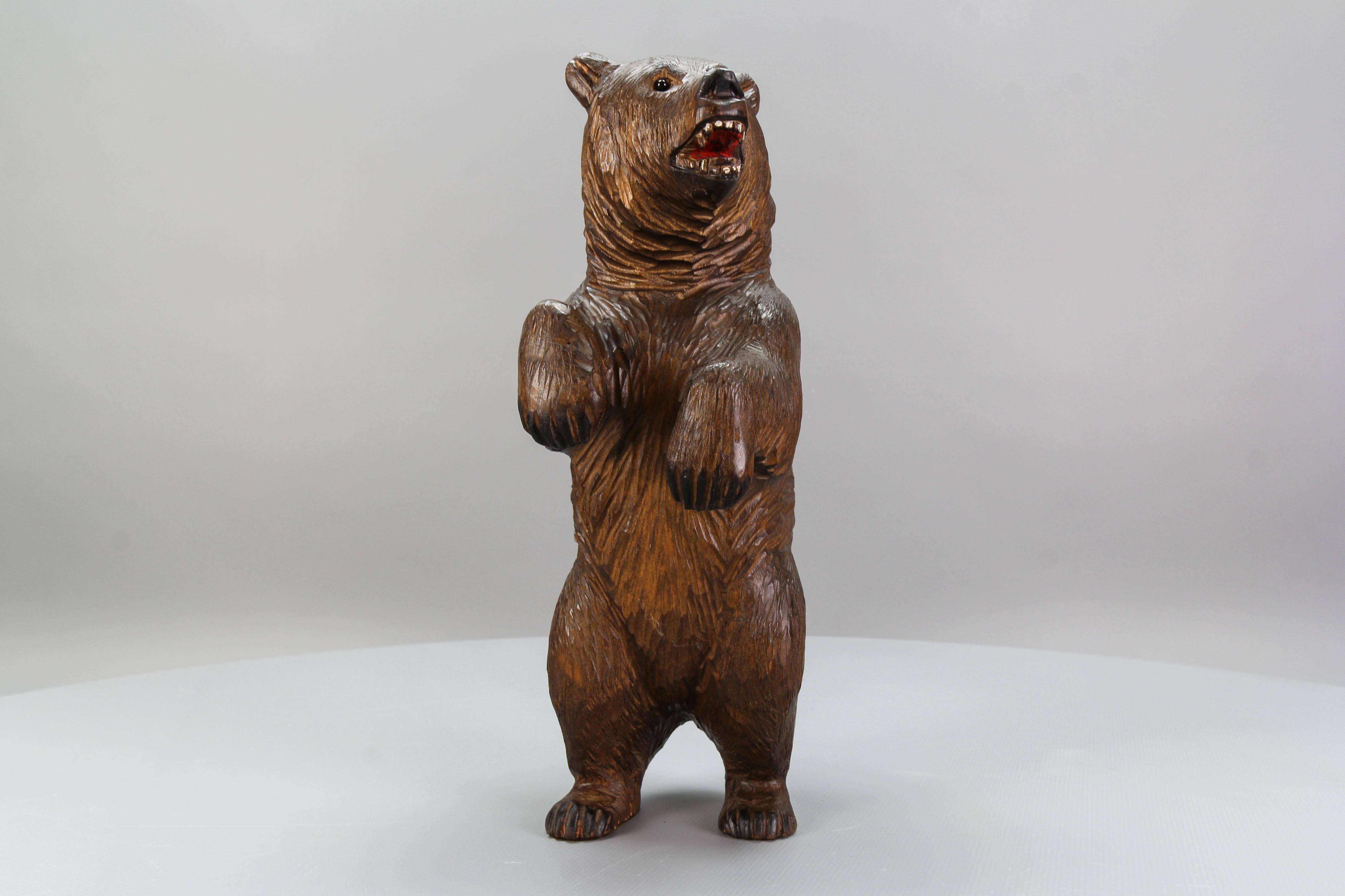 Antique Hand Carved Standing Bear Figure, Germany, circa 1920 7