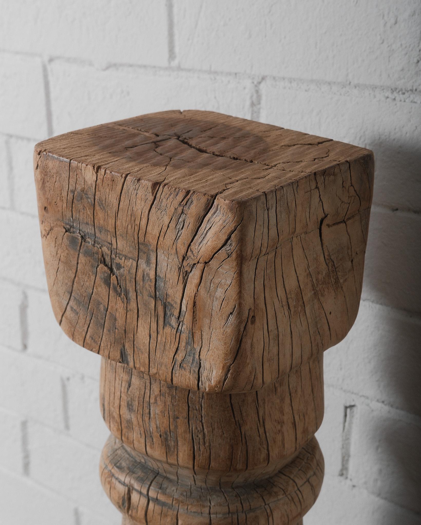 Antique Hand-Carved Teak Wood Column with Distressed Patina In Distressed Condition For Sale In High Point, NC