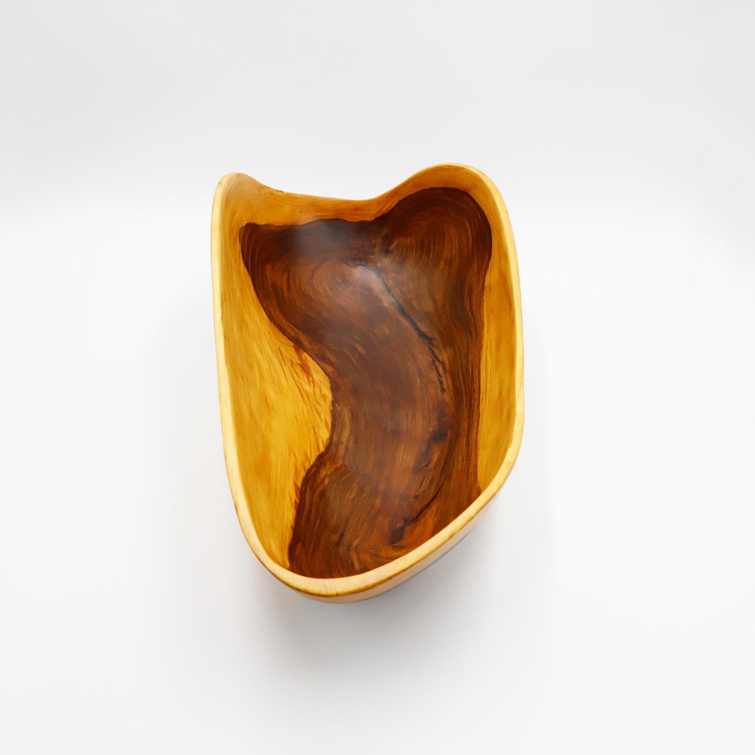 Mid-Century Modern Antique Hand-Carved Tropical Wood Bowl For Sale