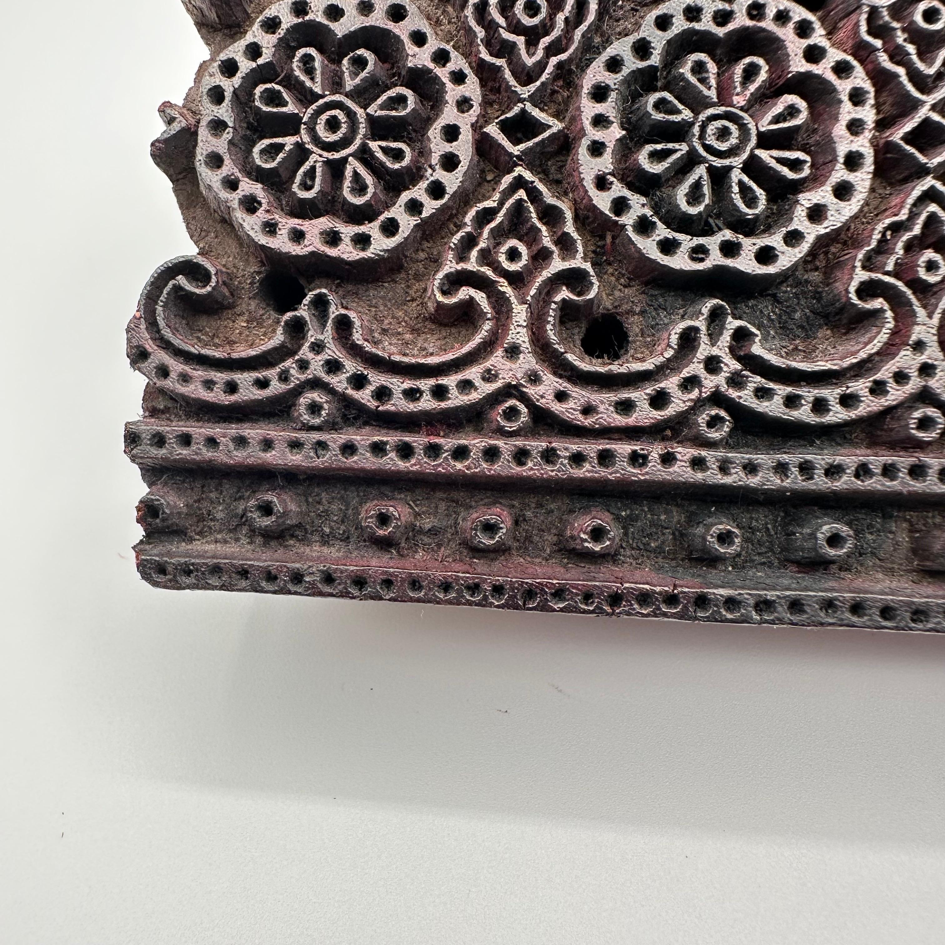 Hand-Carved Antique Hand Carved Wood Printing Block in Dark Rosette Pattern For Sale