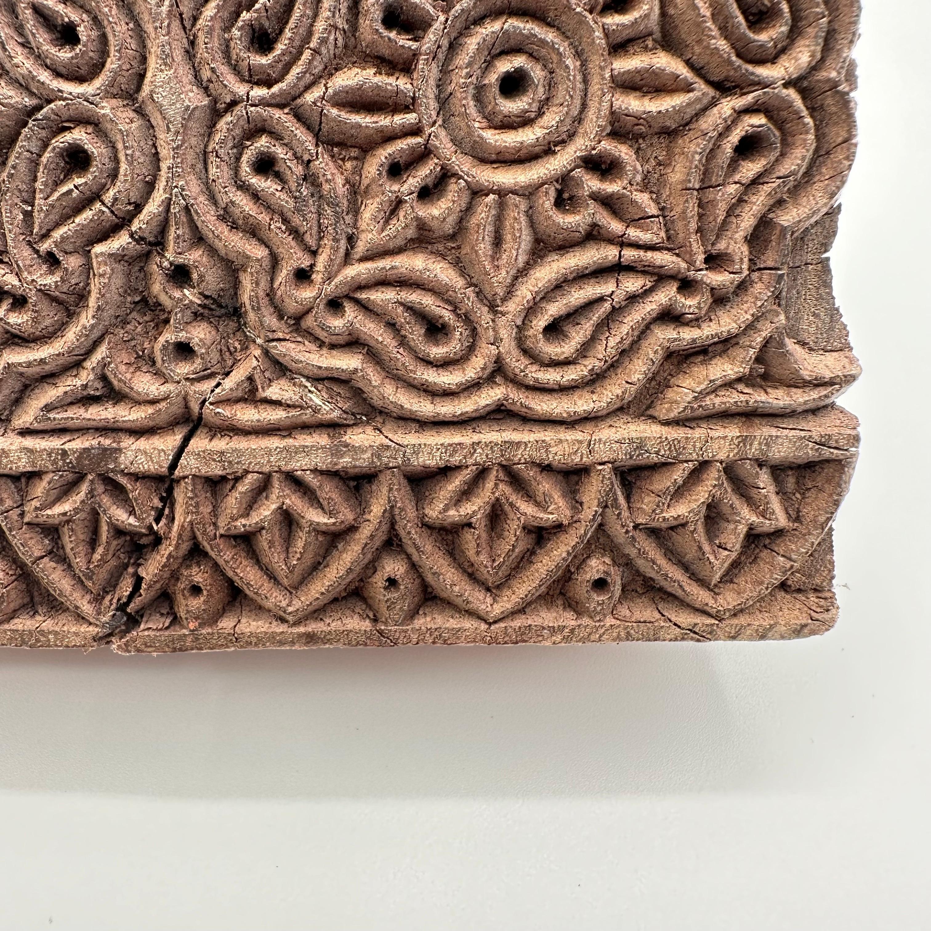 Antique Hand Carved Wood Printing Block with Large Rosettes For Sale 7