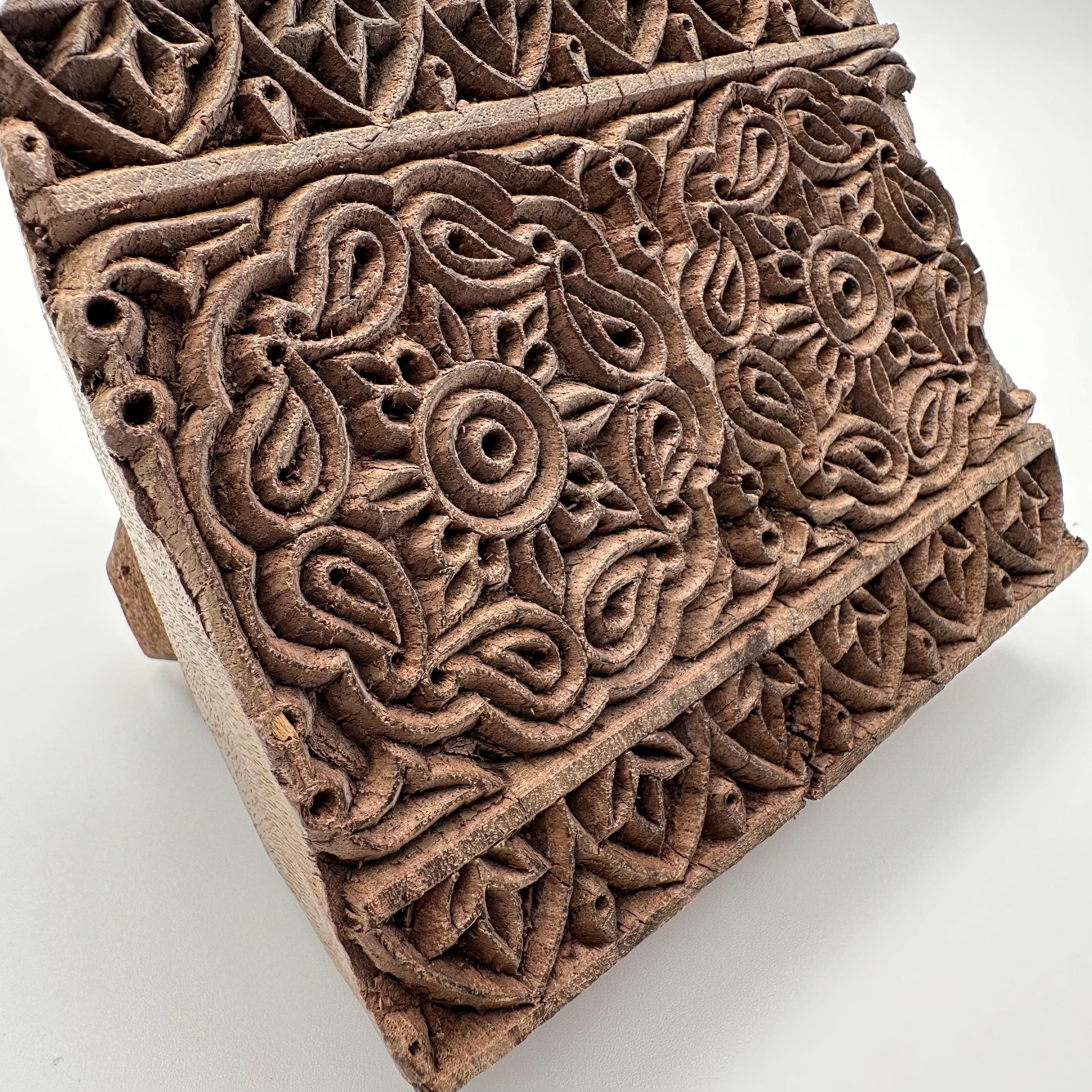 Antique Hand Carved Wood Printing Block with Large Rosettes For Sale 3