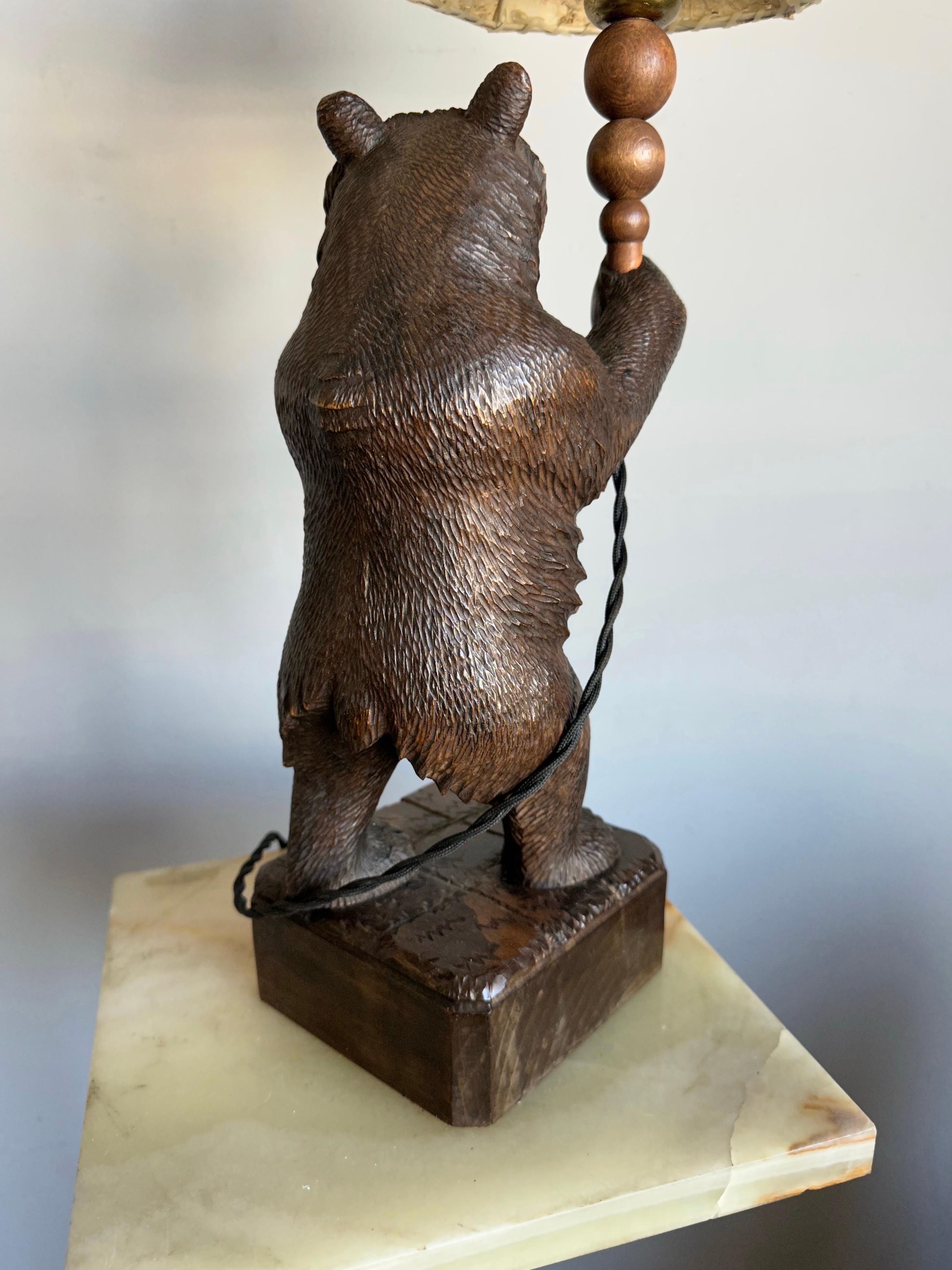 Antique Carved Wooden Black Forest Standing Bear Sculpture Table / Desk Lamp For Sale 12