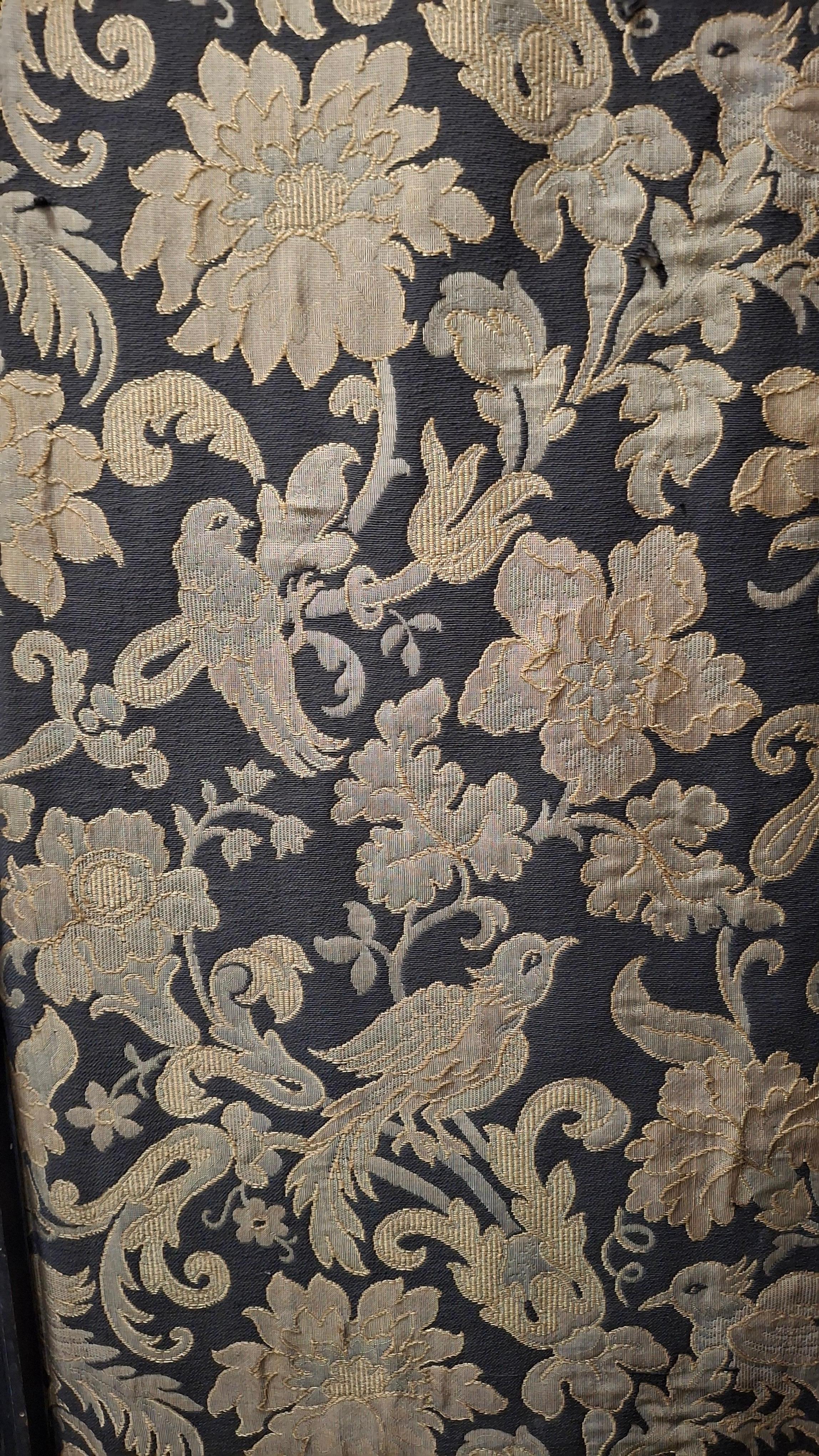 Séparateur de pièce antique en bois sculpté à la main Bon état - En vente à Ljubljana, SI