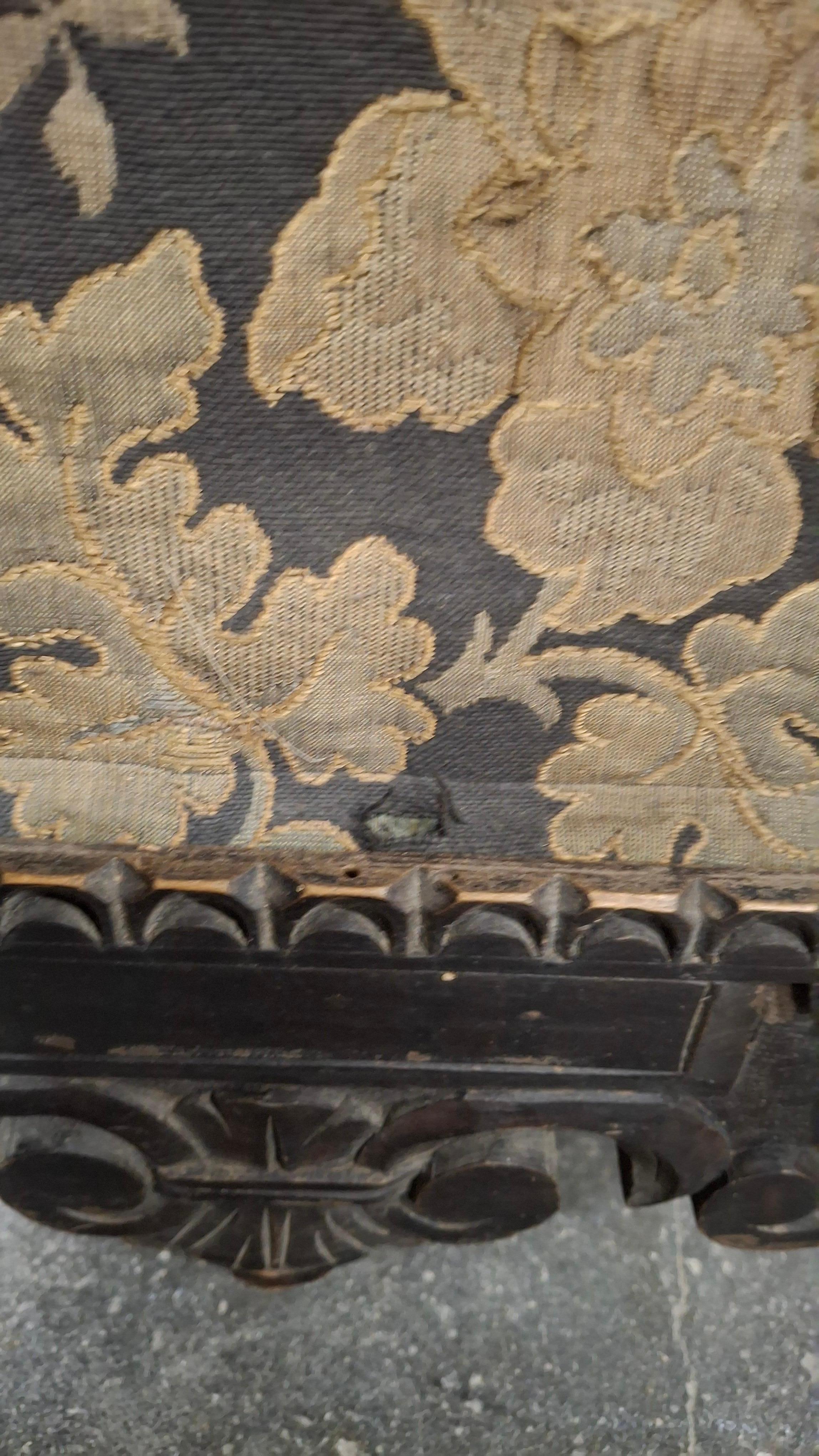 Début du 20ème siècle Séparateur de pièce antique en bois sculpté à la main en vente