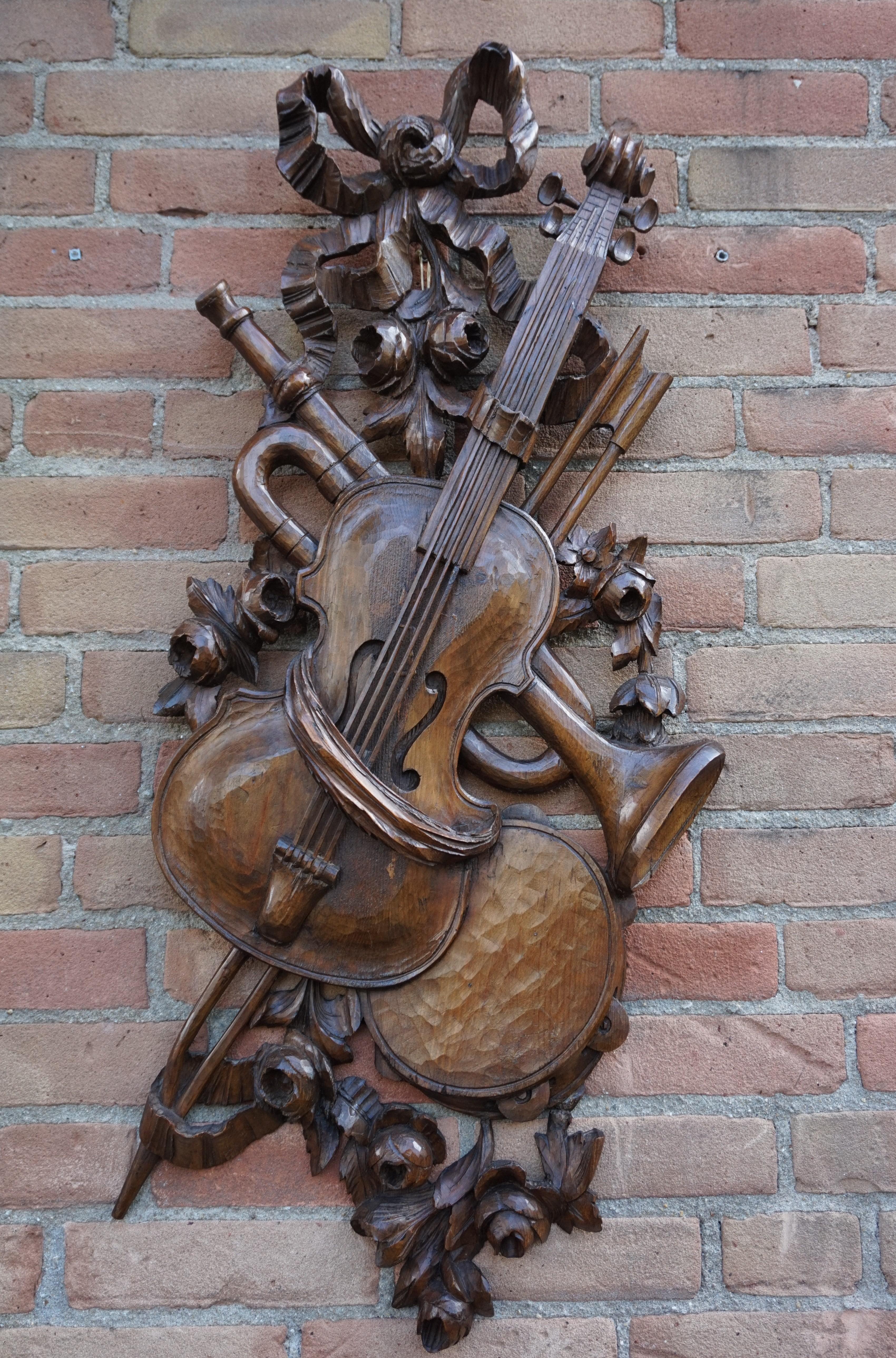 Antique Hand Carved Wooden Violin / Fiddle, Trumpet & Tambourine Wall Sculpture 3