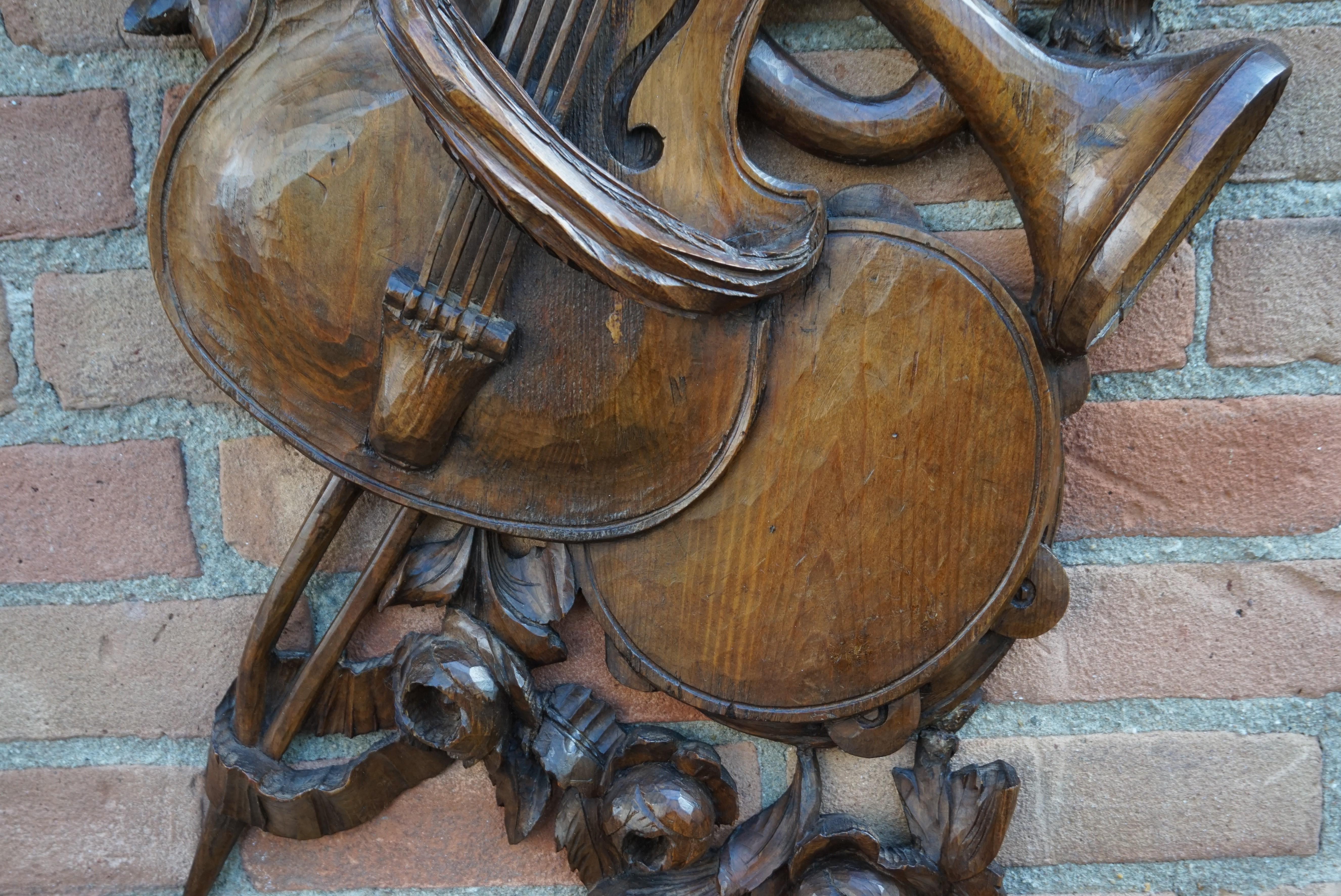 Antique Hand Carved Wooden Violin / Fiddle, Trumpet & Tambourine Wall Sculpture 5