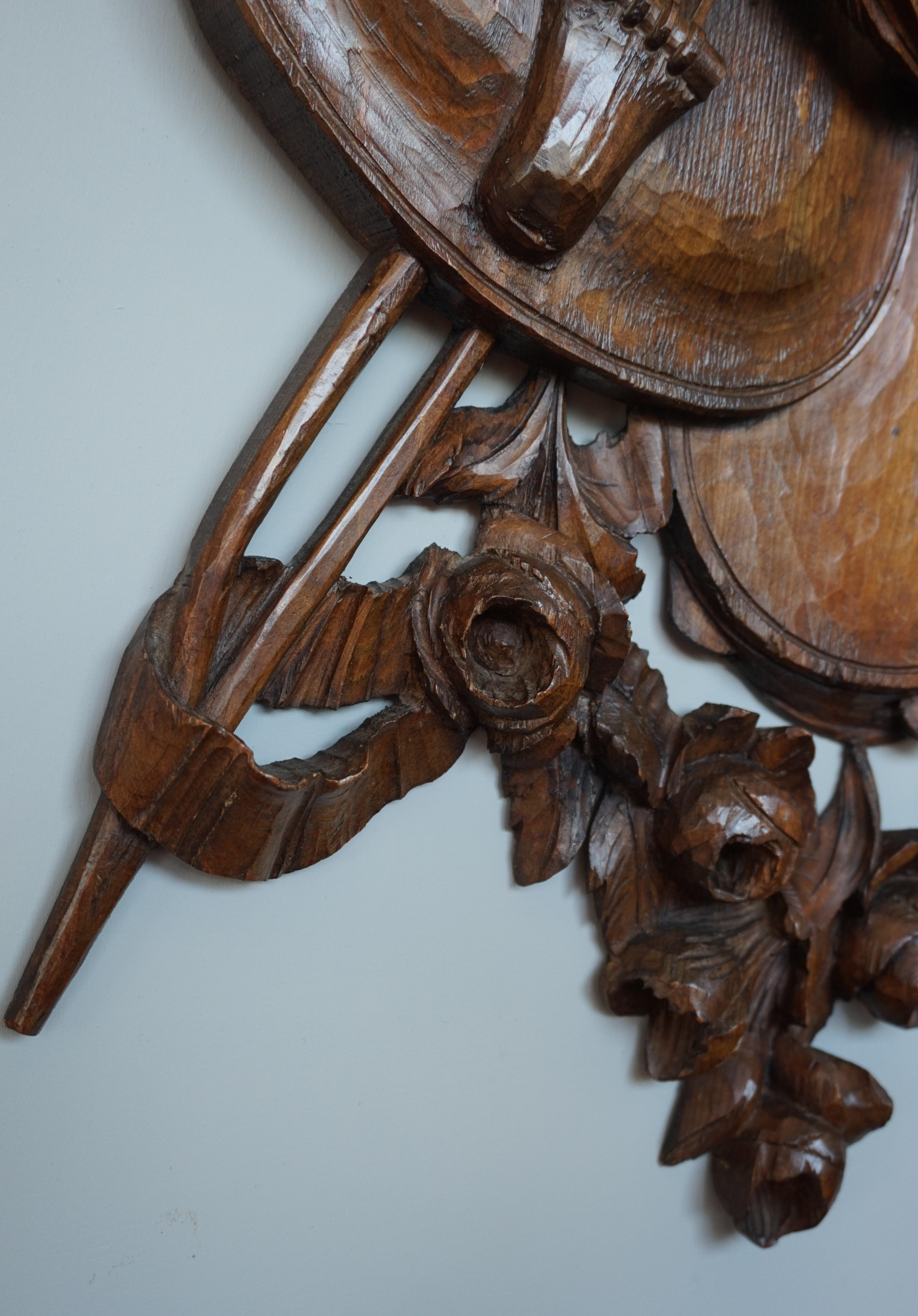 Antique Hand Carved Wooden Violin / Fiddle, Trumpet & Tambourine Wall Sculpture 8