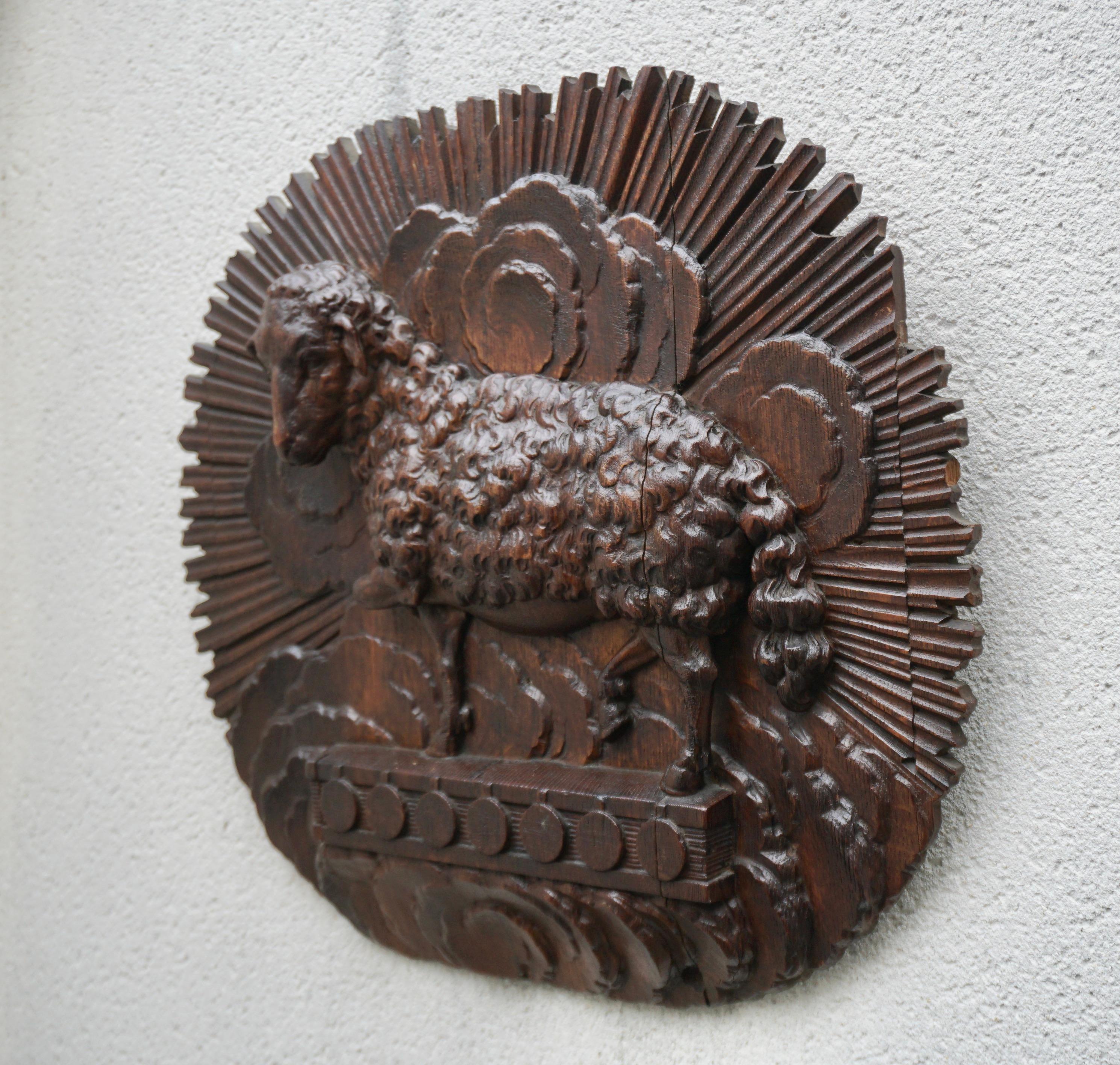 An antique hand-carved wooden relief of a sheep.

This wood carving is the work of a very skilled and inventive artist. The piece bears witness to his exceptional talent. The realism of the scene is emphasised by the amount of details depicted. The
