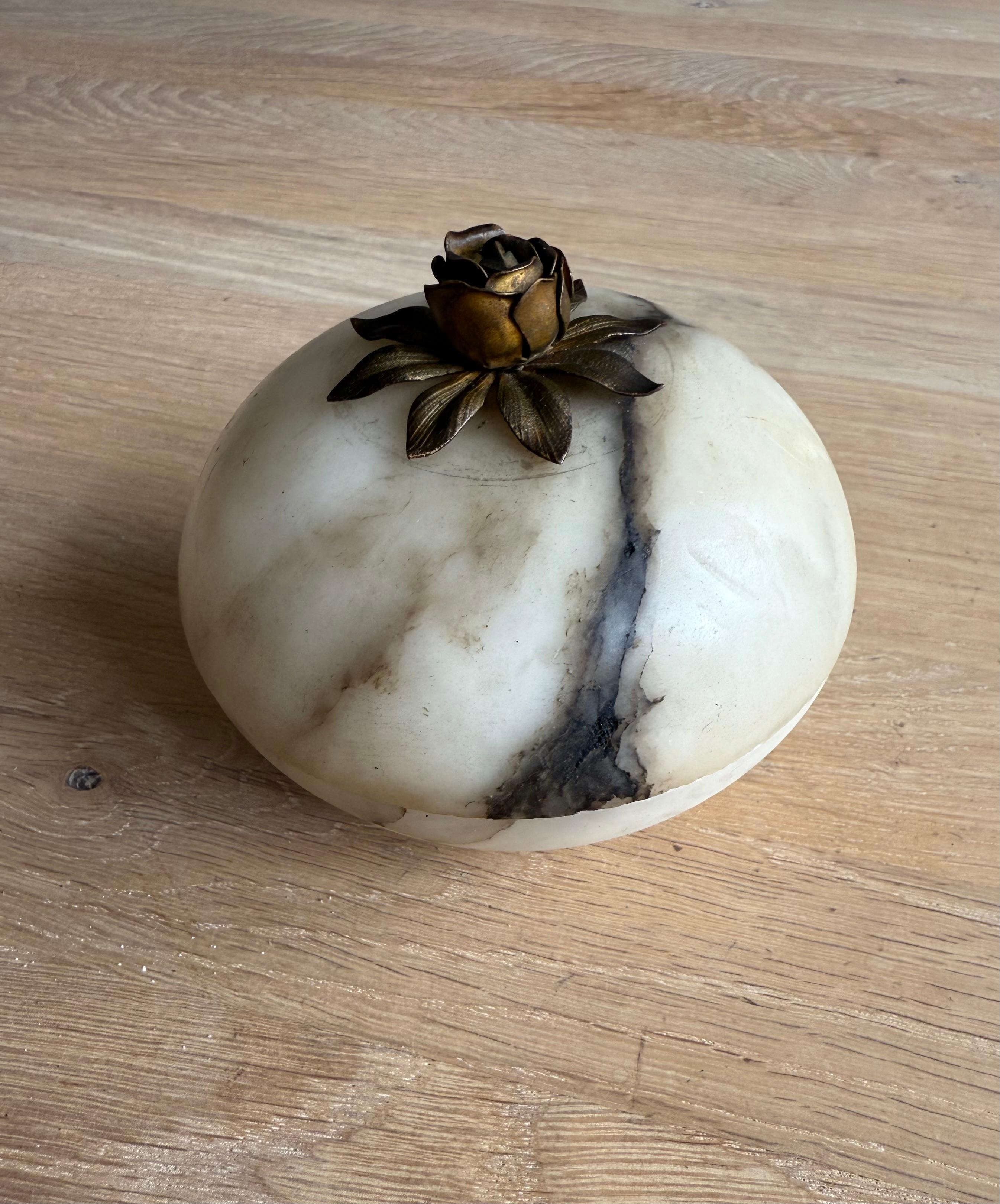 French Antique Hand-Crafted Alabaster Jewelry Box with Brass Rose / Vintage Trinket Box For Sale