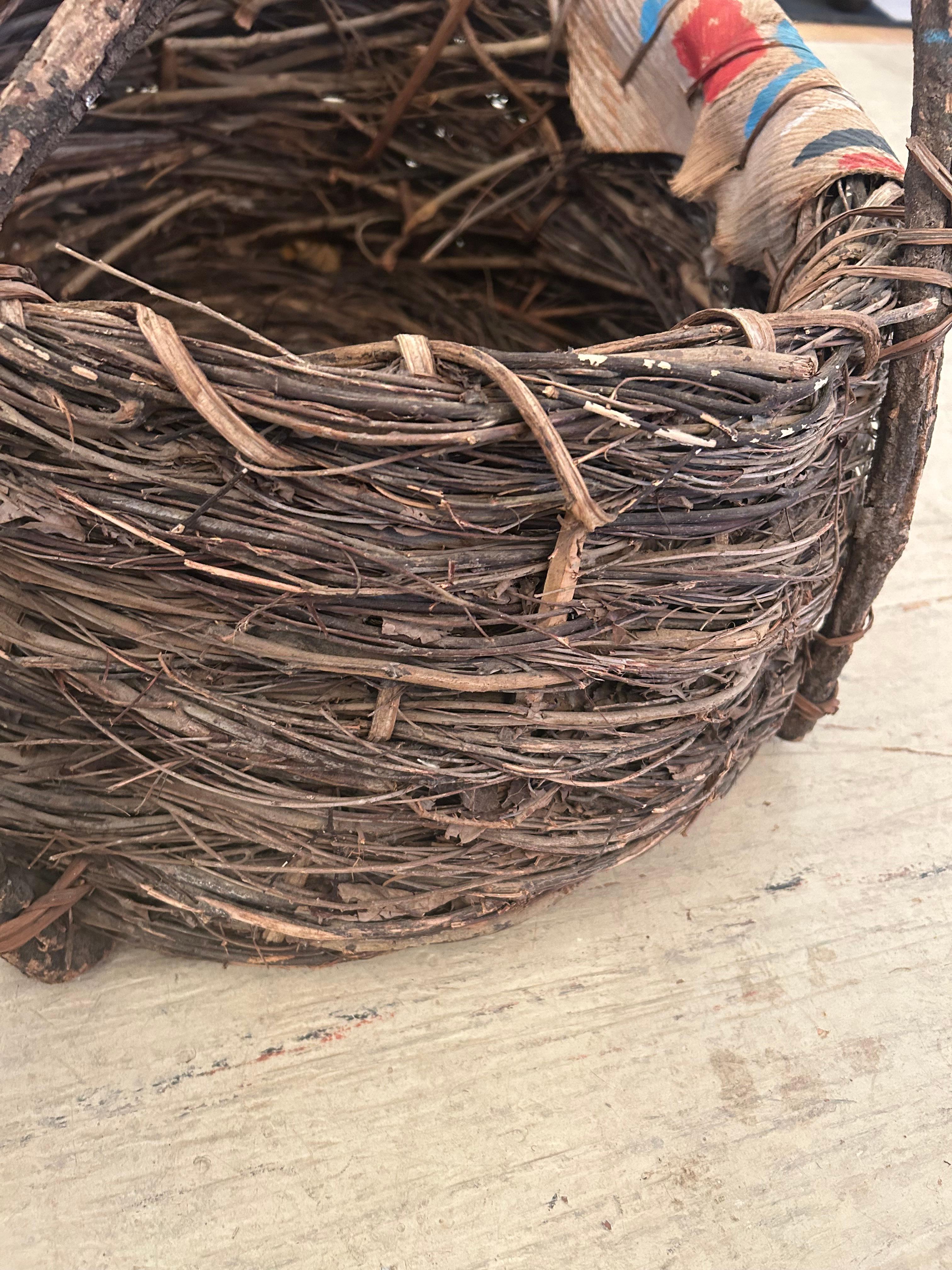 Antike Hand Crafted Native American Twig & Bark Korb 7