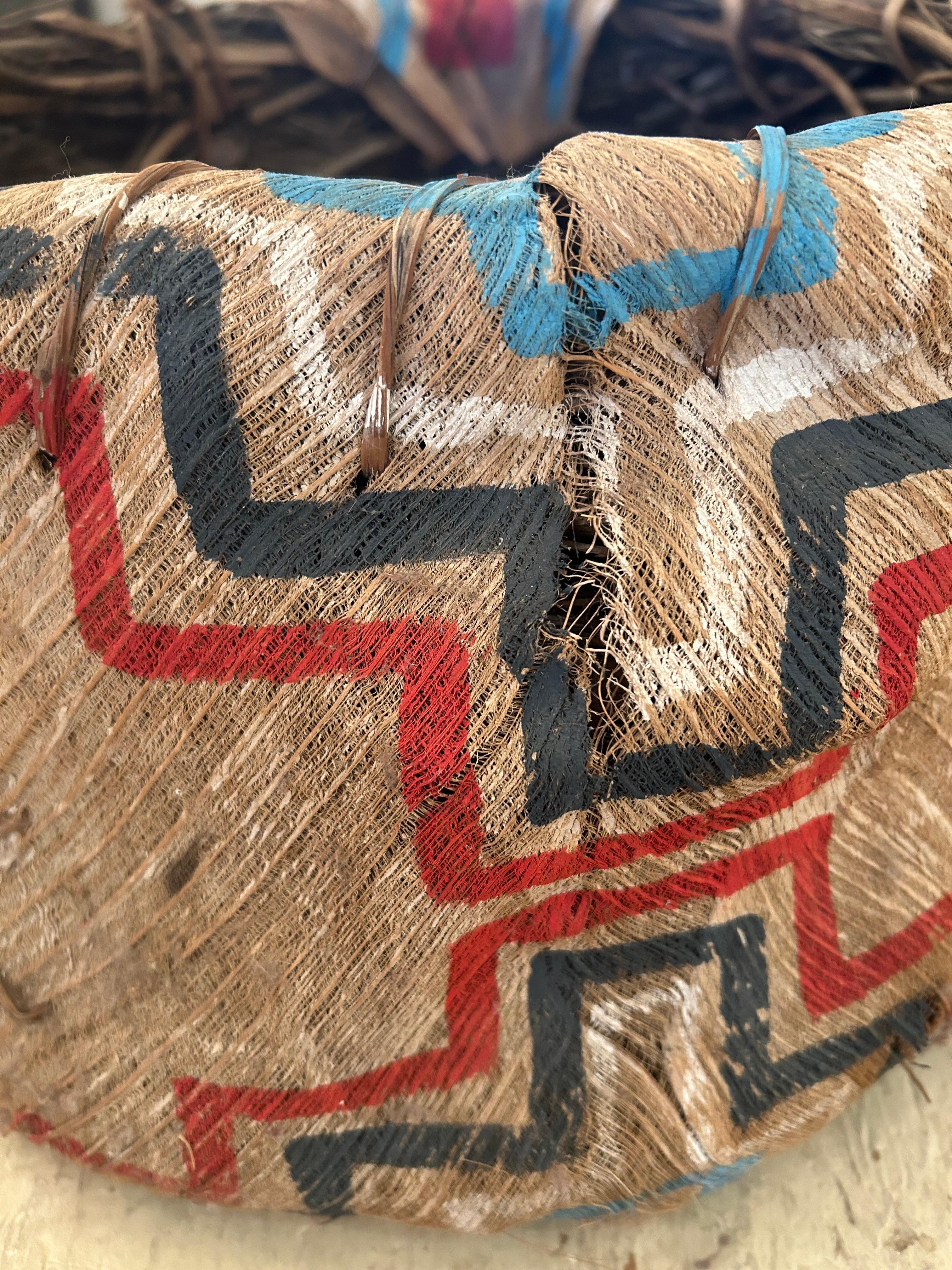 Antike Hand Crafted Native American Twig & Bark Korb 9