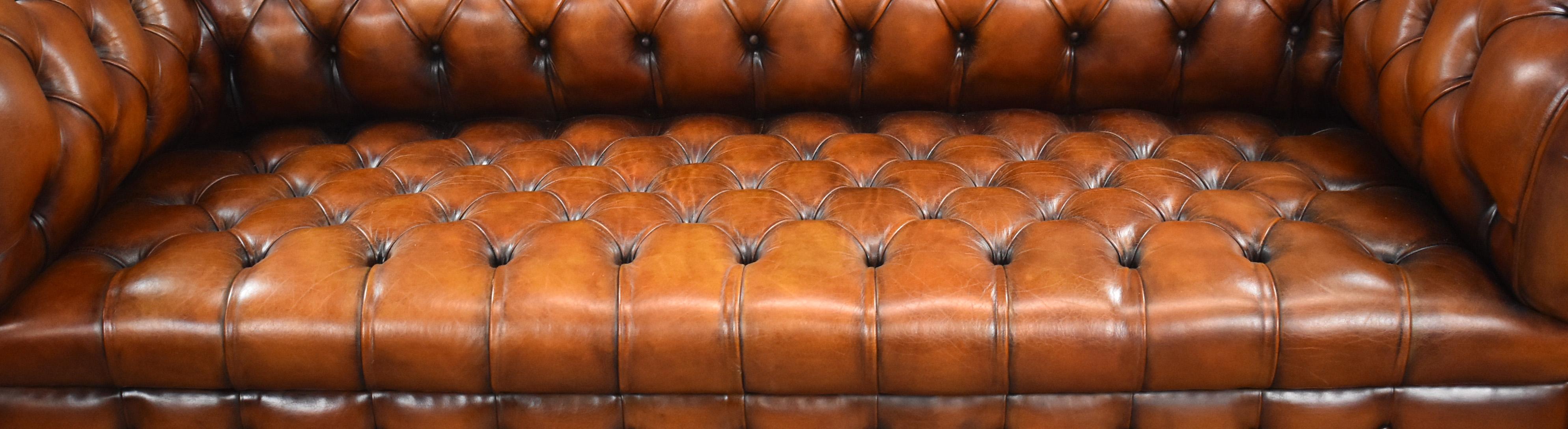 Antique Hand Dyed Leather Chesterfield Sofa For Sale 4