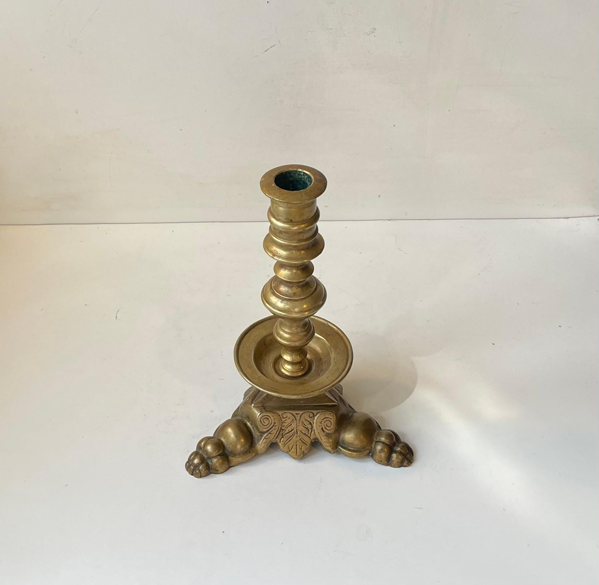 Late Victorian Antique Hand-engraved Brass Candleholder with Lions Feet For Sale