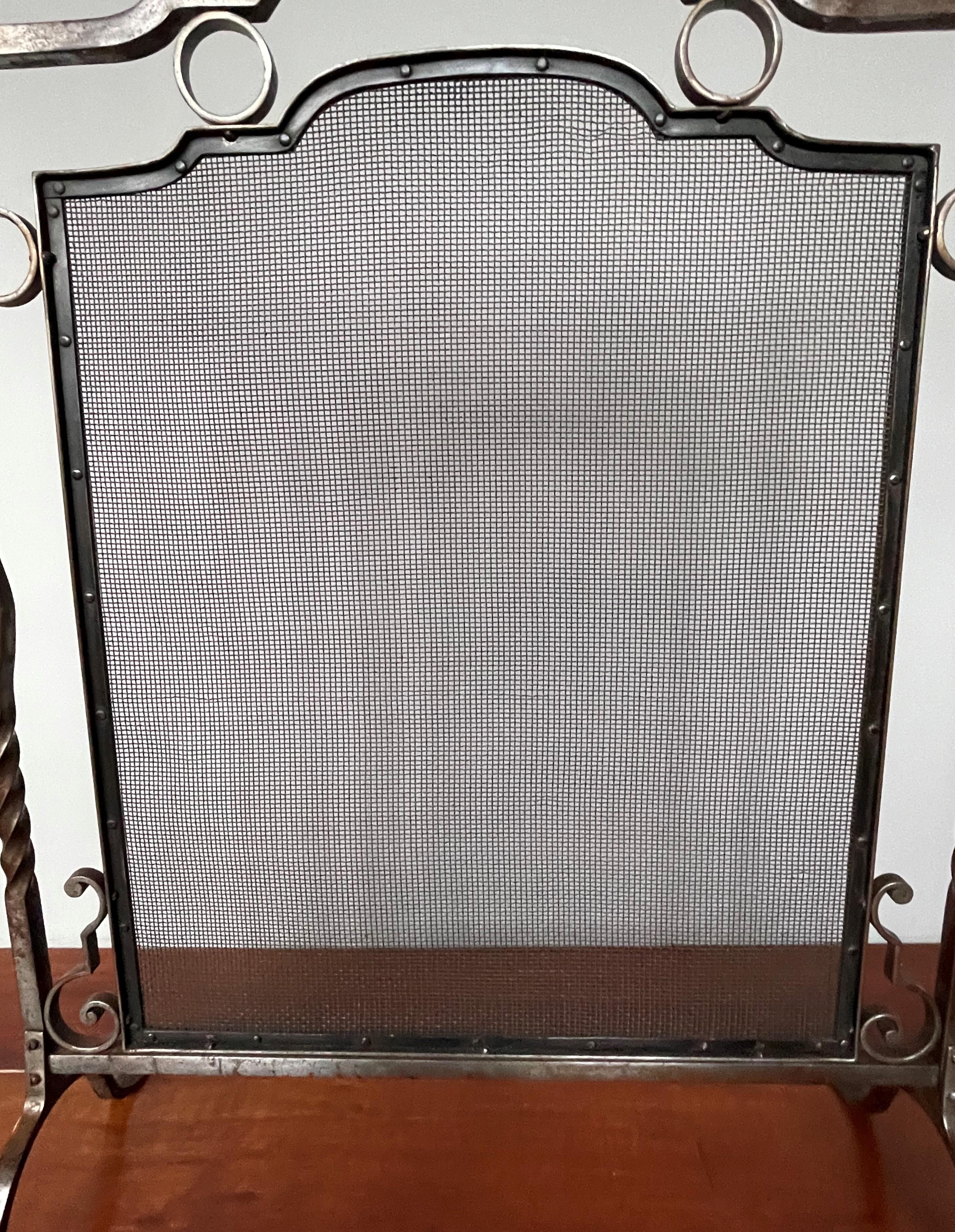 Antique Hand Forged Arts and Crafts Wrought Iron Firescreen w. Perfect Wire Mesh For Sale 5