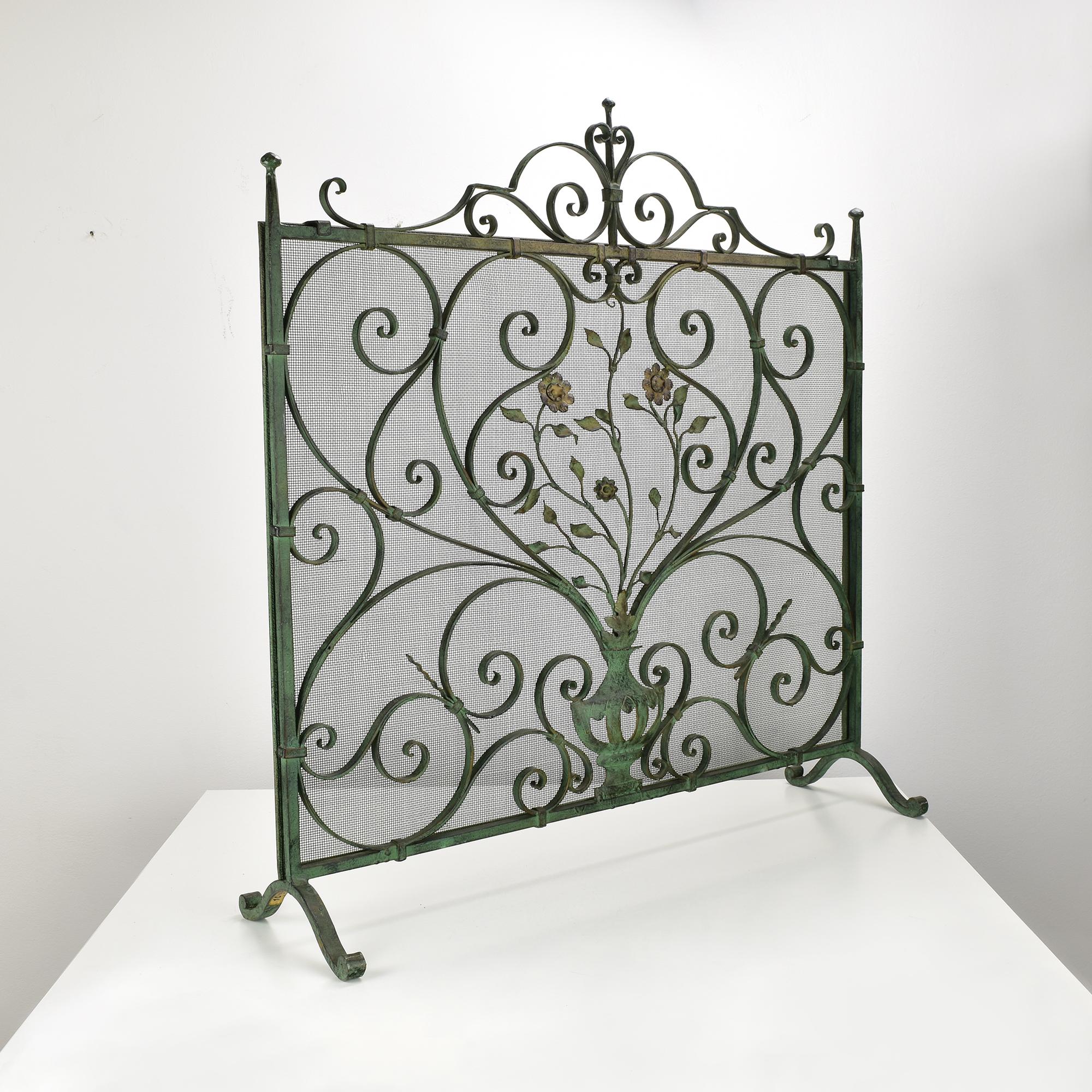 XX secolo Antique Hand-Forged Verdigris Iron Fire Screen with Floral Scrollwork in vendita