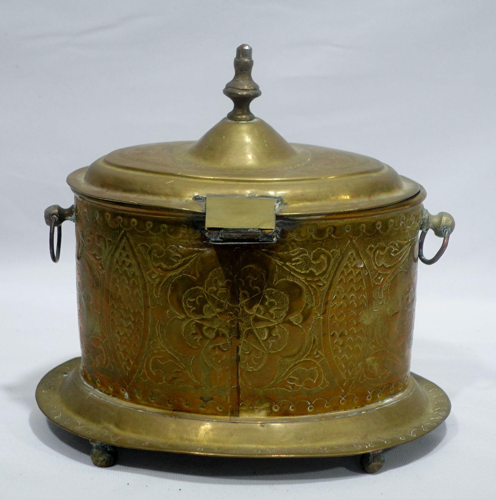 19th Century Antique Hand Hammered Brass Tobacco Box on Footed Stand, 18th Century For Sale