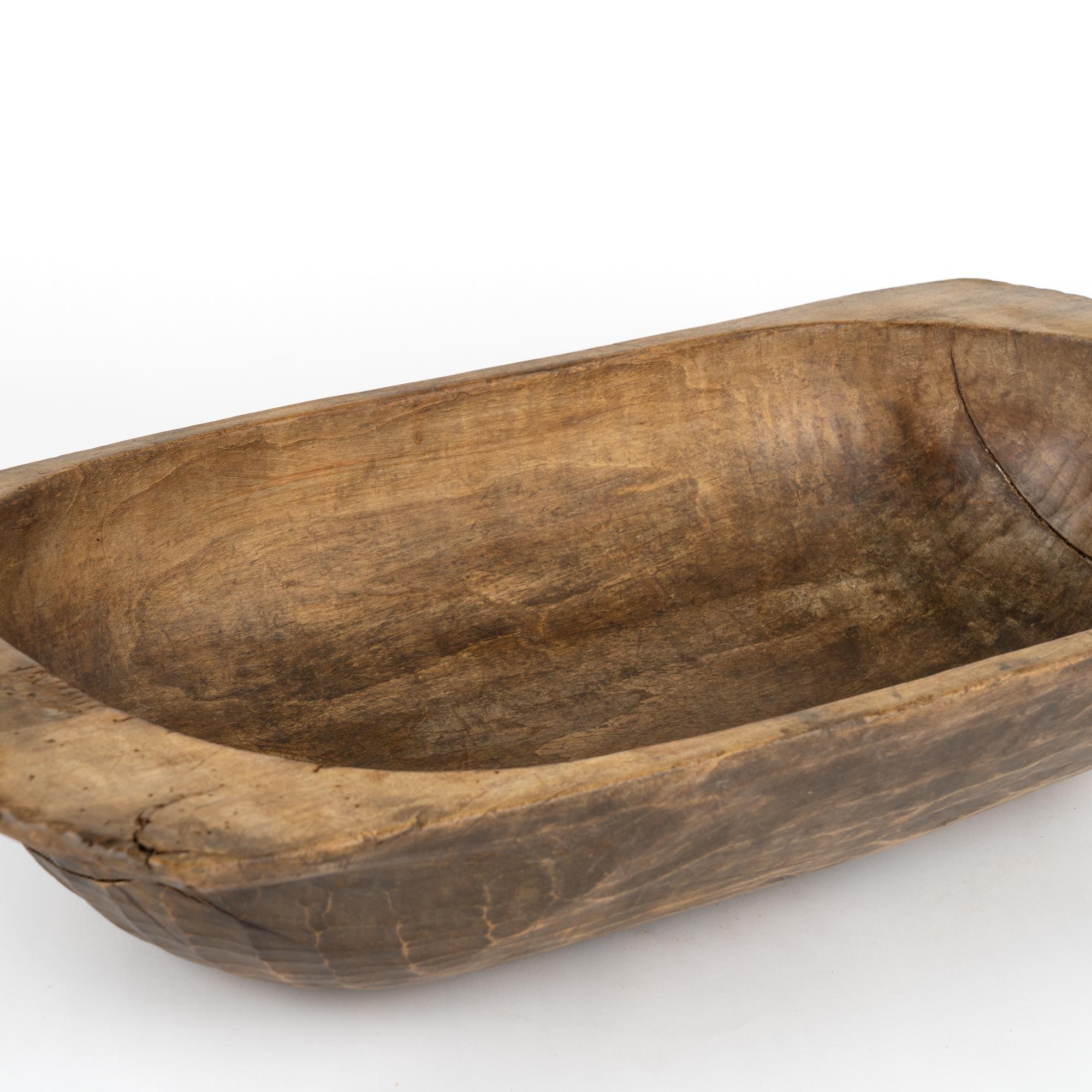 Antique Hand Hewn Wooden Dough Bowl, Hungary circa 1890 In Good Condition For Sale In Round Top, TX